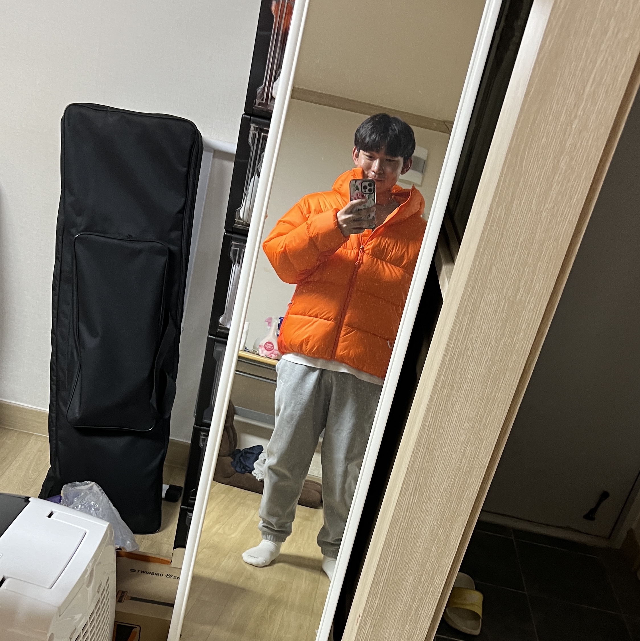 Nike ACG Therma-Fit ADV Lunar Lake Puffer Jacket Safety Orange - Asia 착용 스타일
