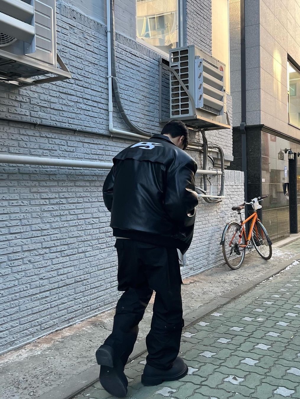 Civision by CSC CT Light Cargo Pants Black 착용 스타일 - 3