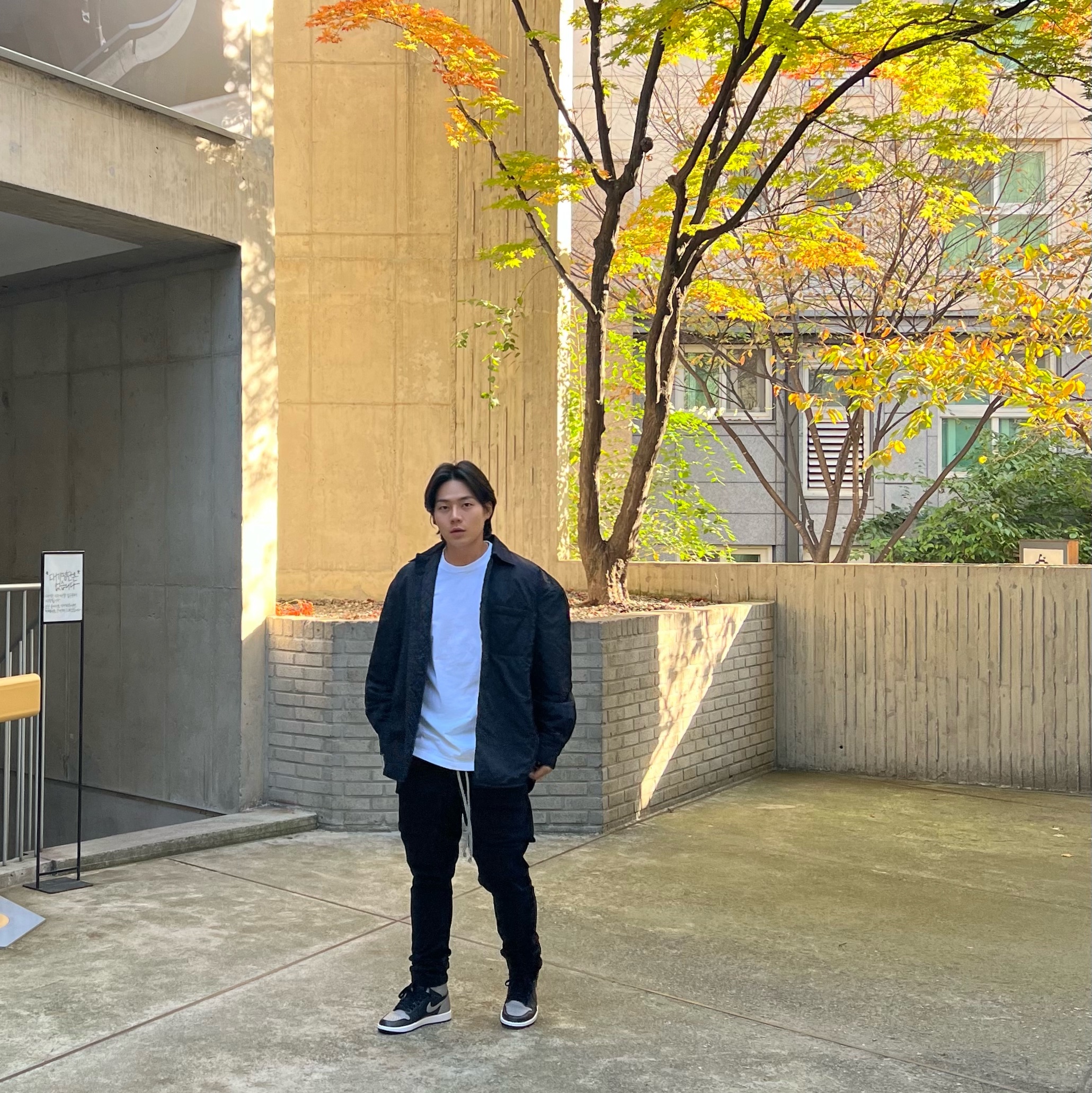 Our Legacy Tech Borrowed Jacket Padded Black, Jordan 1 Retro High OG Shadow 2018 착용 스타일
