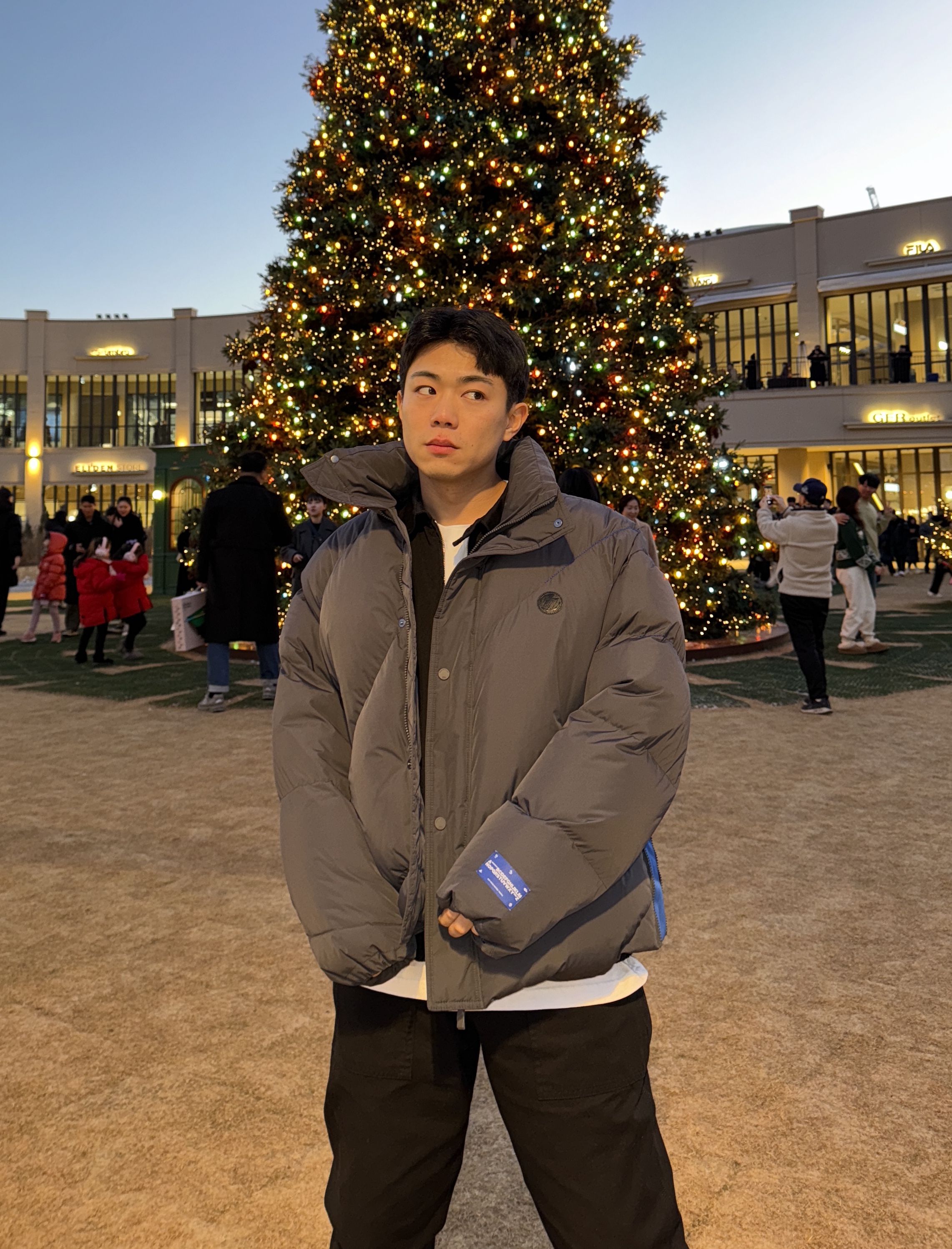 Zara x Ader Error Oversize Puffer Jacket Grey 착용 스타일