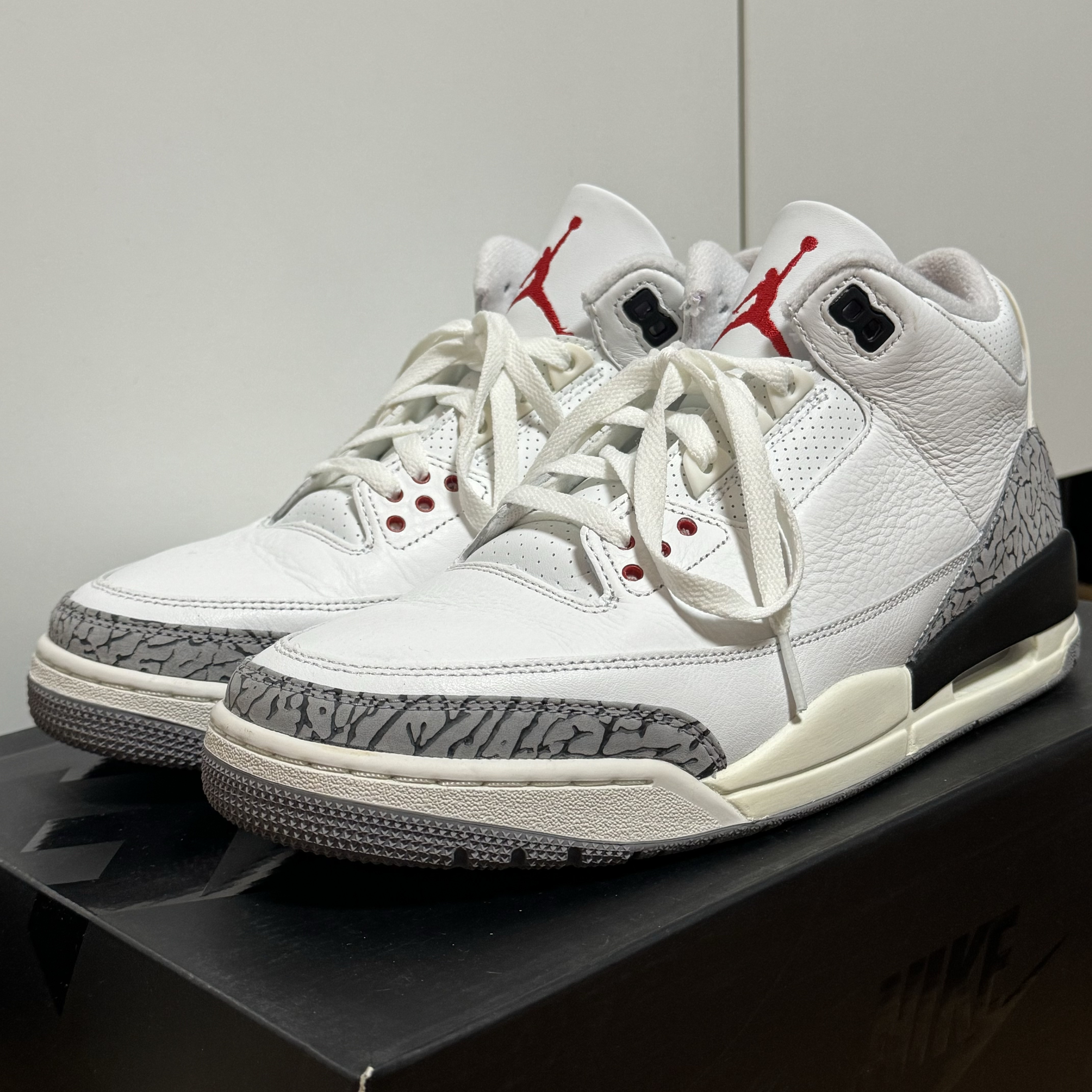Jordan 3 Retro White Cement Reimagined 착용 스타일