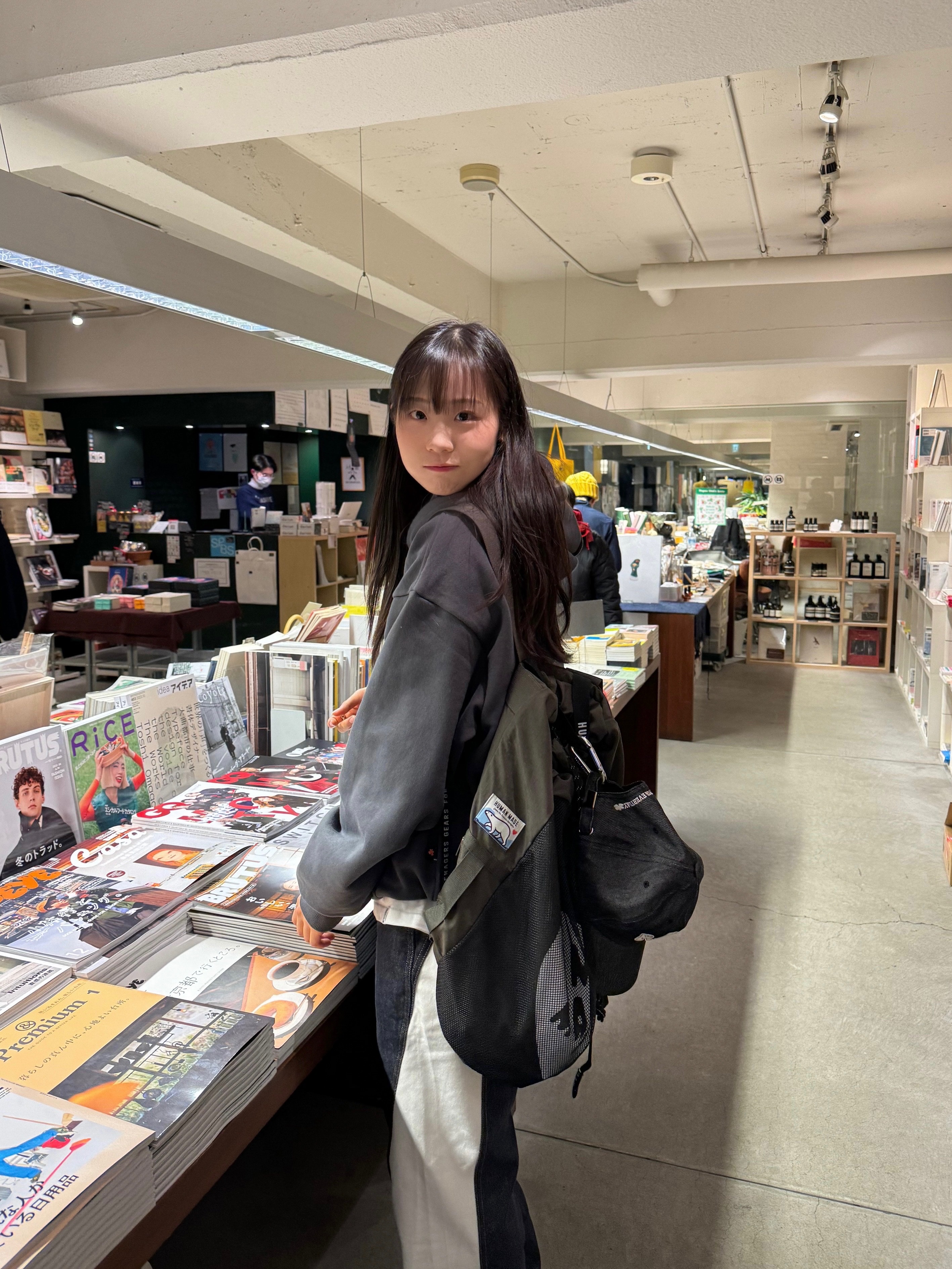 Human Made Drawstring Backpack Olive Drab 착용 스타일