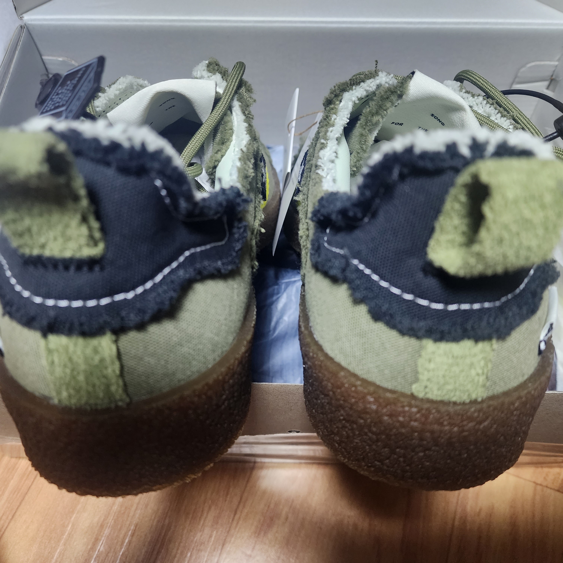 Adidas x Song for the Mute Campus 80s Focus Olive Core Black 착용 스타일 - 5