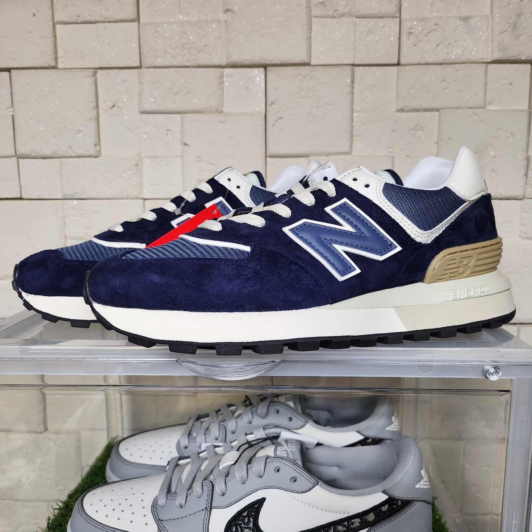 New Balance 574 Legacy Navy 착용 스타일