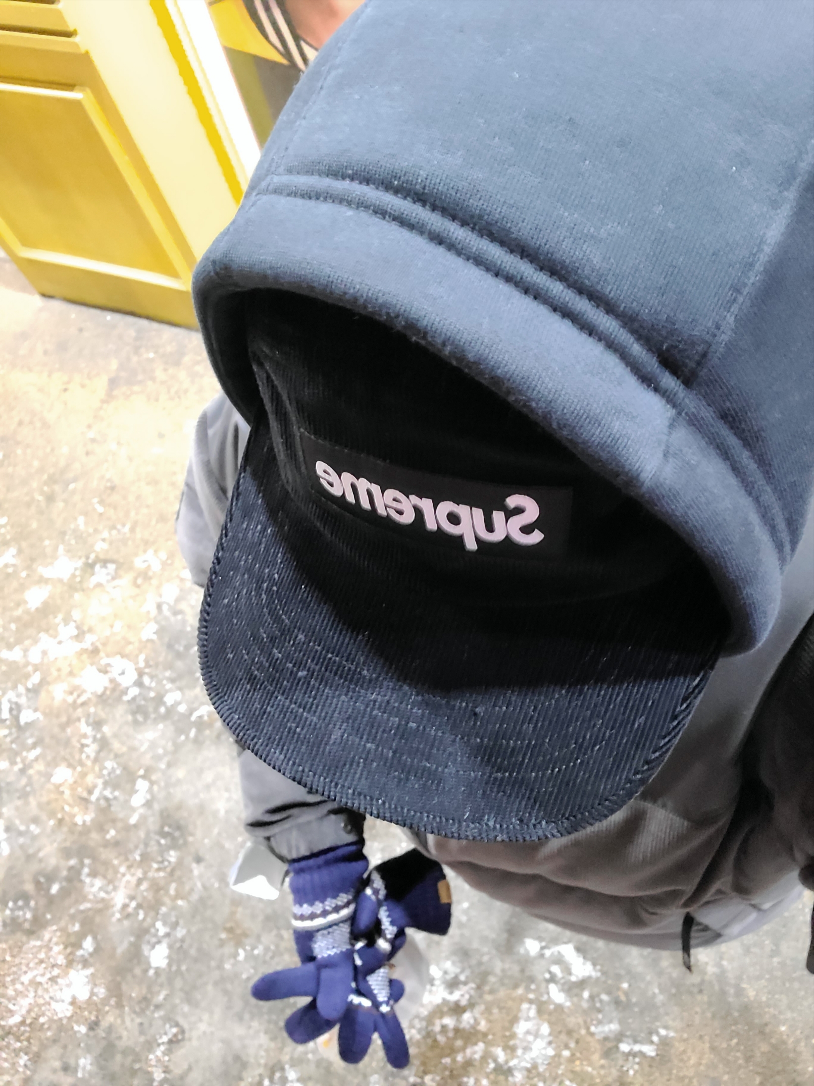 Supreme Corduroy Camp Cap Black - 23FW, The North Face White Label Corduroy Nuptse Down Jacket Charcoal 착용 스타일 - 1
