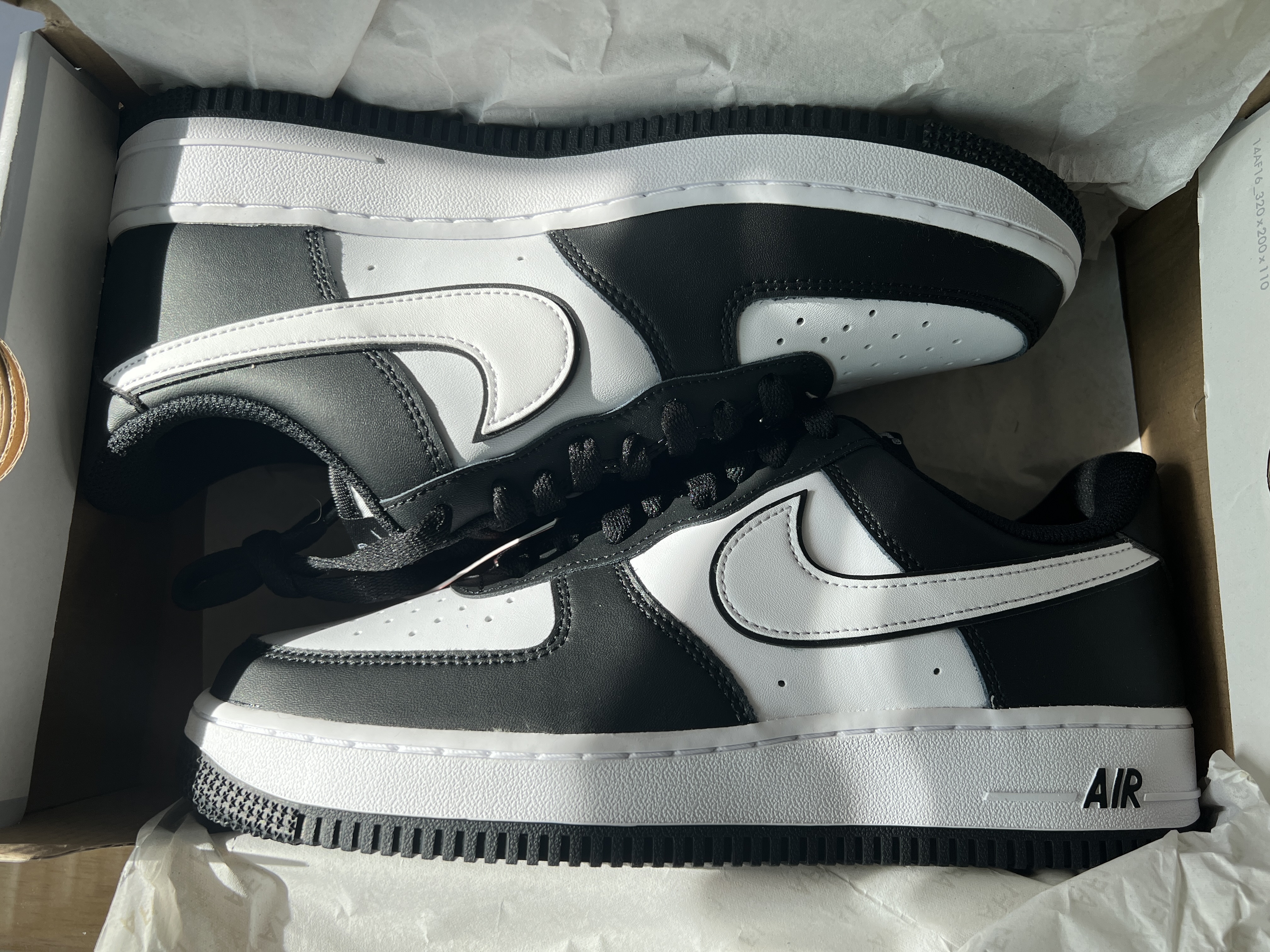 Nike Air Force 1 '07 Black White 착용 스타일