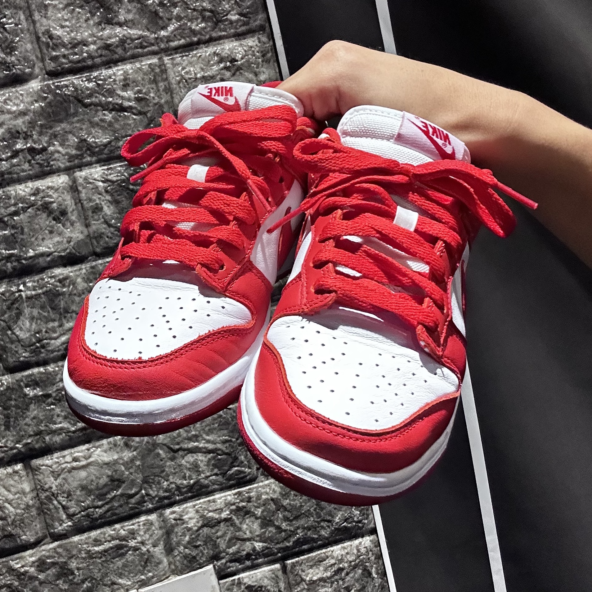 Nike Dunk Low SP White and University Red 2023 착용 스타일