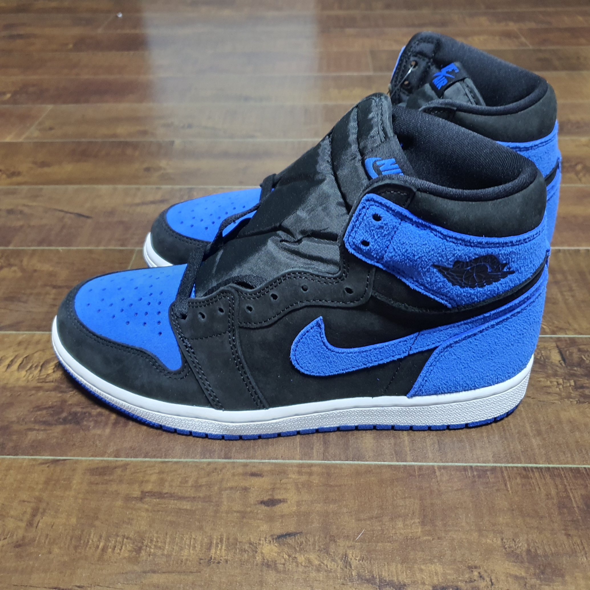 Jordan 1 Retro High OG Royal Reimagined 착용 스타일