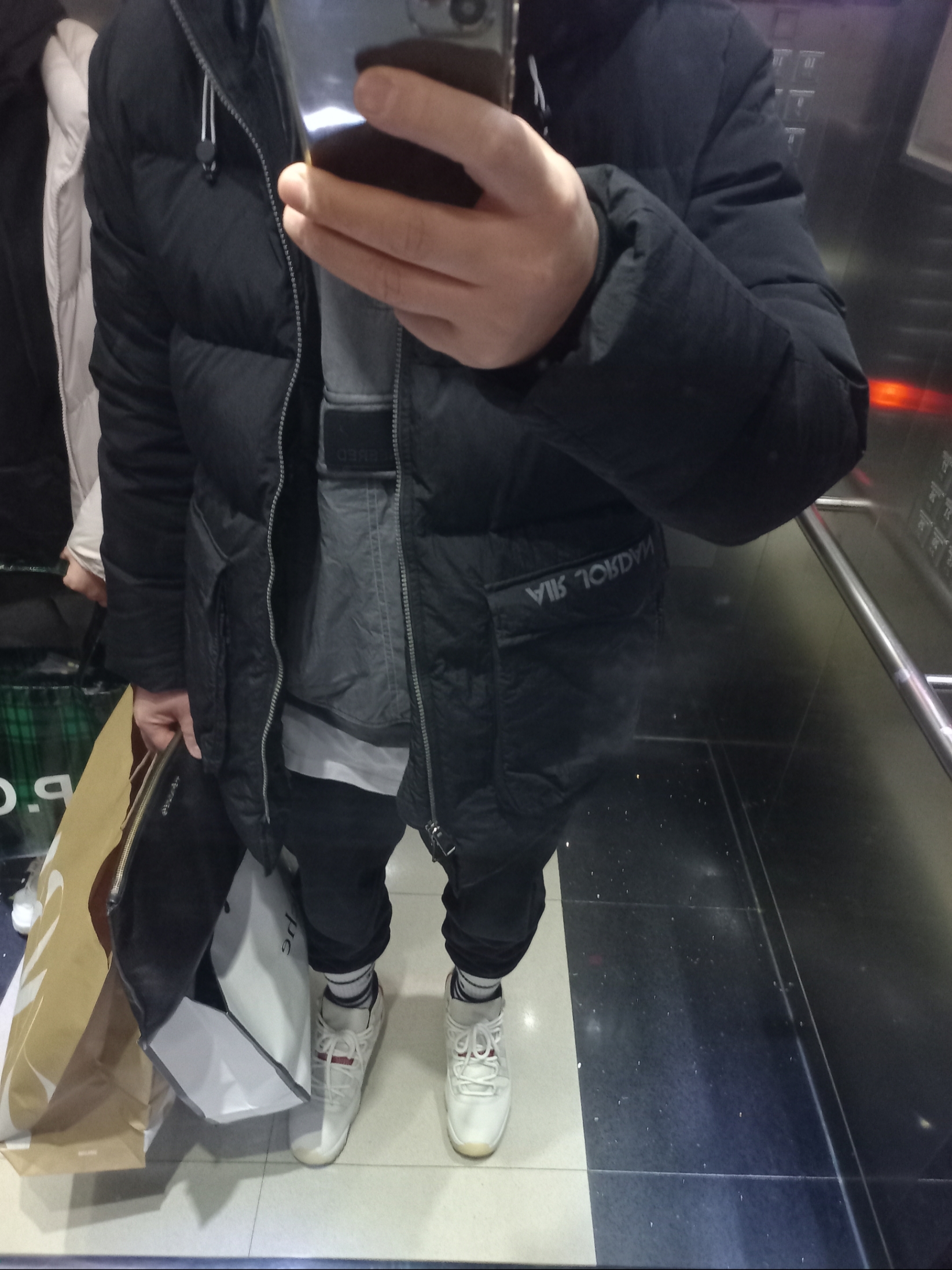 Jordan 11 Retro Platinum Tint, Jordan Essential Fleece Pants Black - Asia 착용 스타일