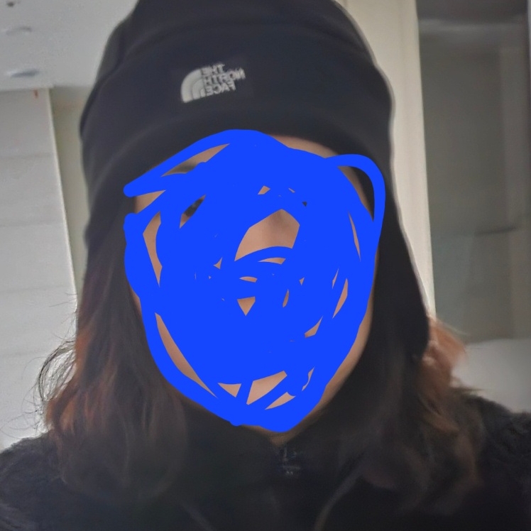 The North Face Fleece Earmuff Beanie Black 착용 스타일
