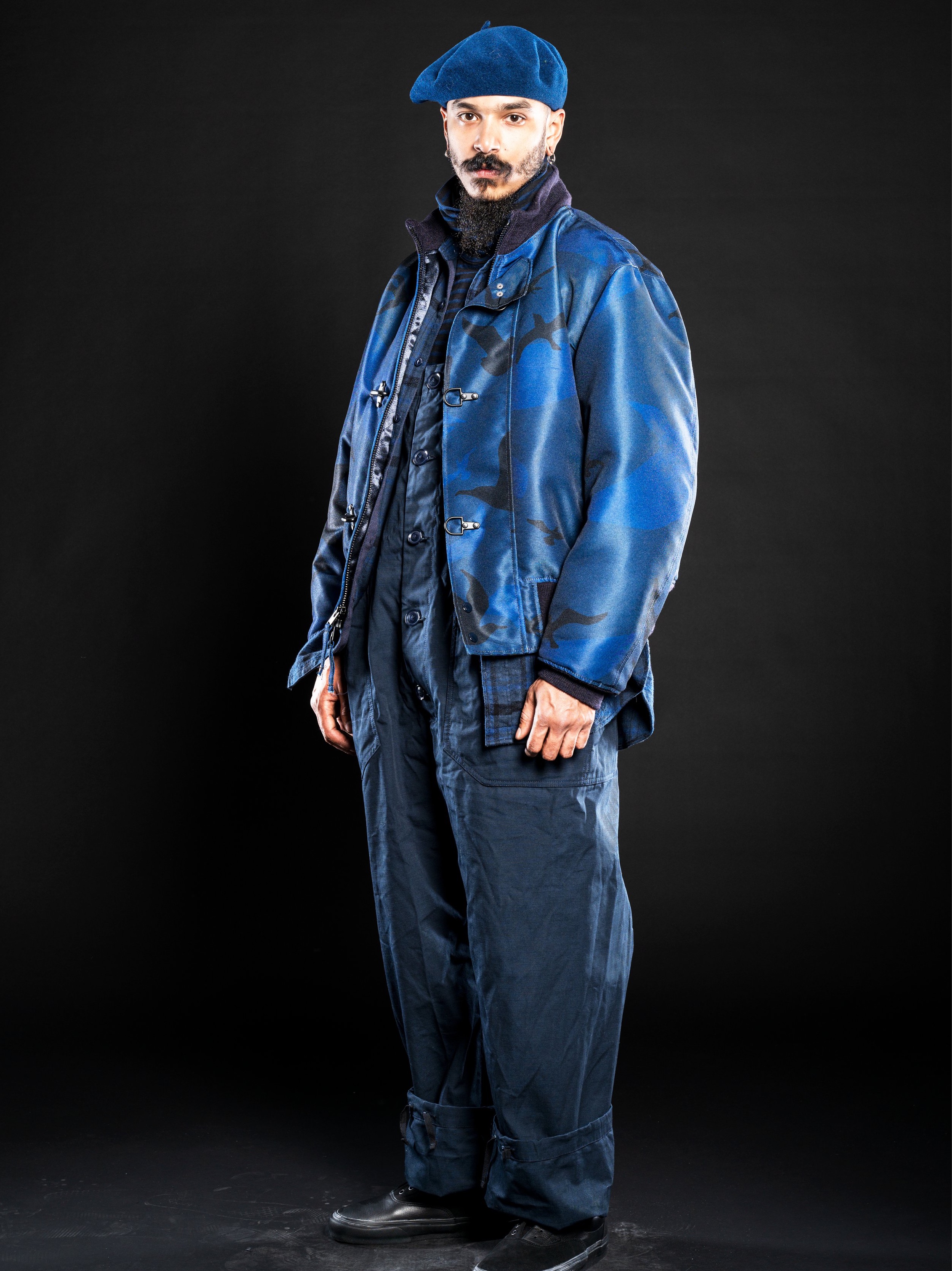 Engineered Garments Poly Seagull Print Oxford Deck Jacket Navy 착용 스타일 - 1