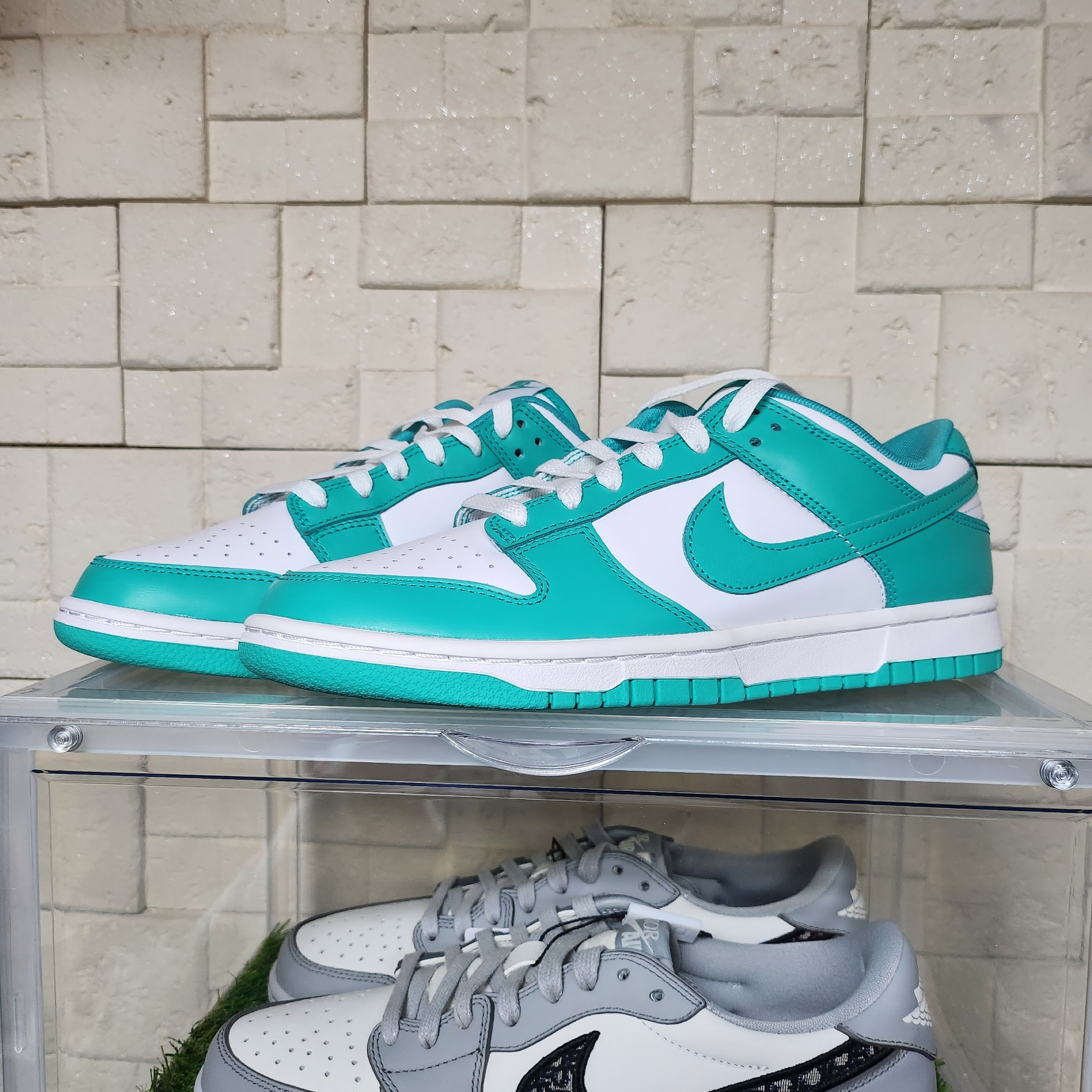 Nike Dunk Low White Clear Jade 착용 스타일