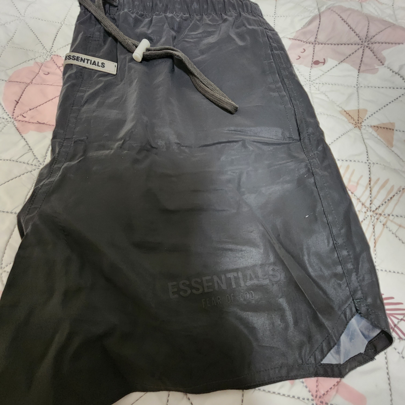 Essentials Volley Shorts Black Reflective - 20SS 착용 스타일