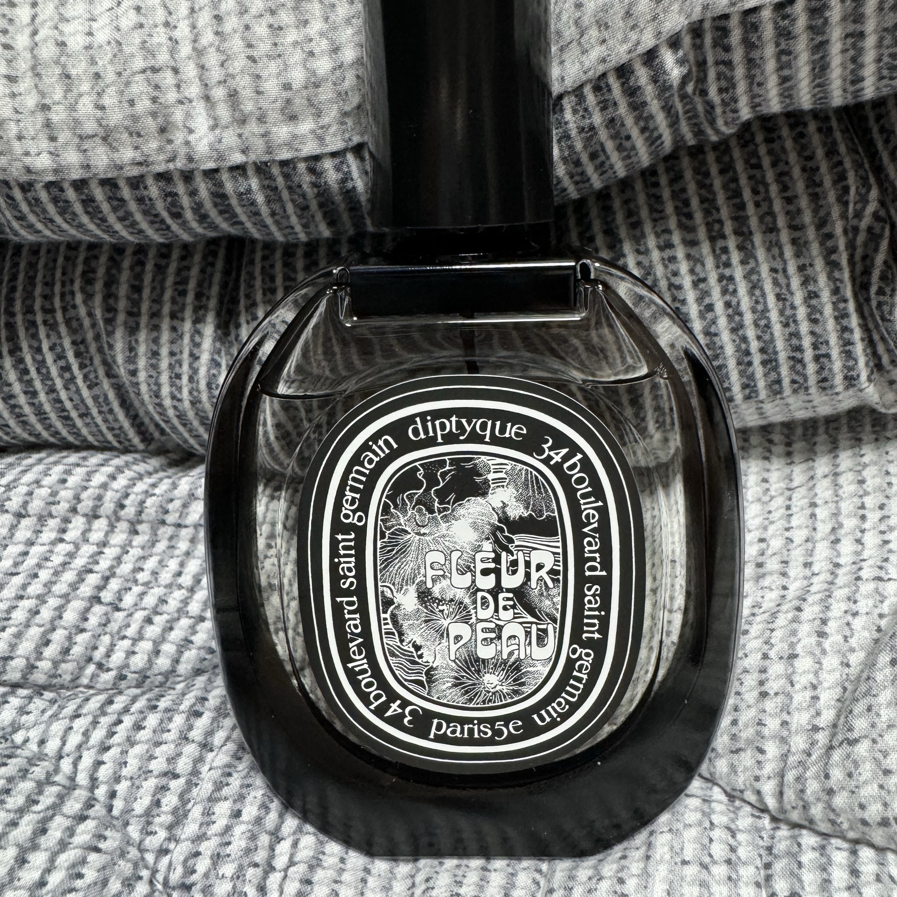 Diptyque Fleur De Peau Eau De Parfum 75ml 착용 스타일