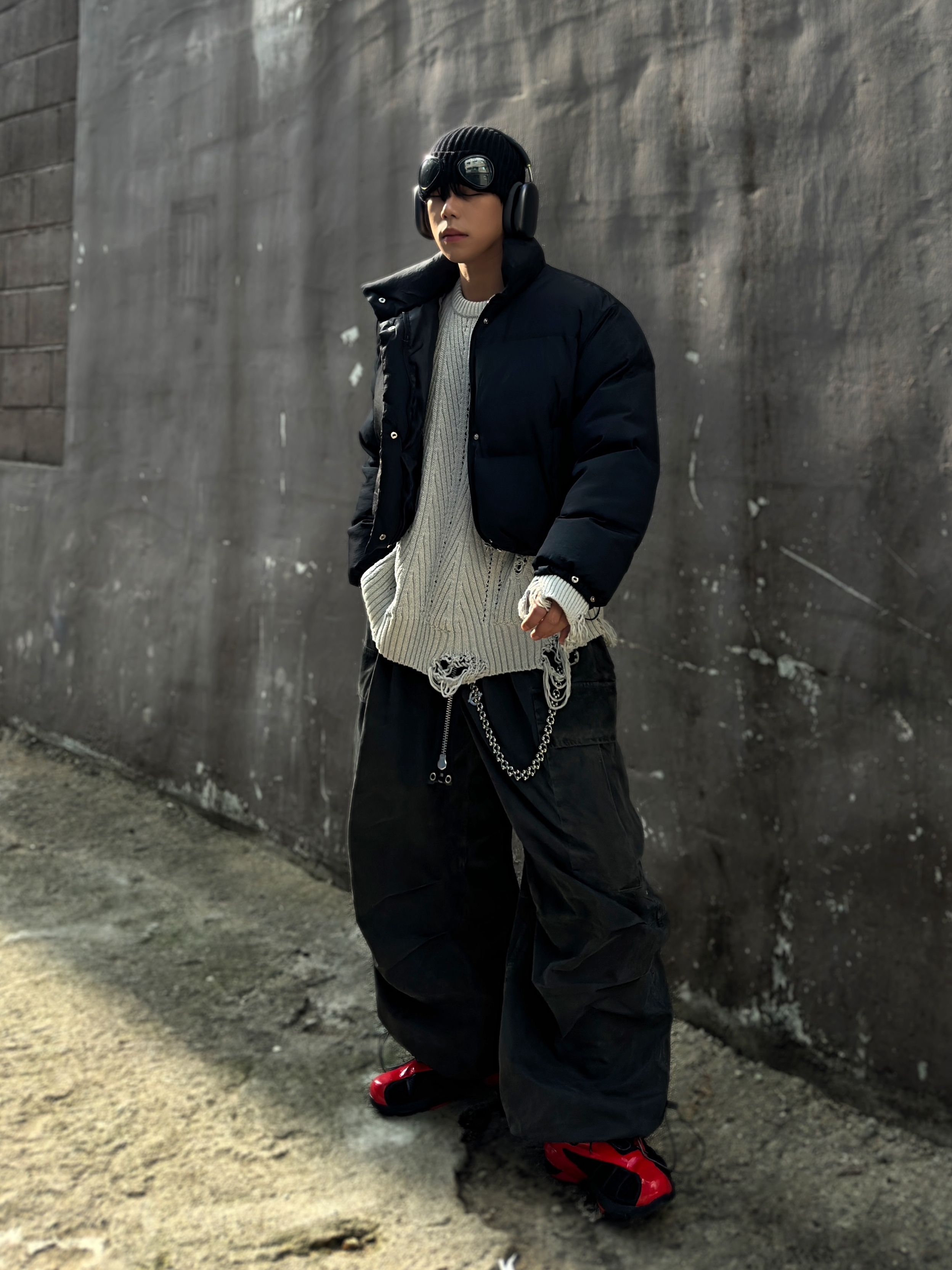 C.P. Company Cotton Goggle Beanie Black - 21SS, Apple AirPods Max Lightning Space Gray (Korean Ver.) 착용 스타일 - 4