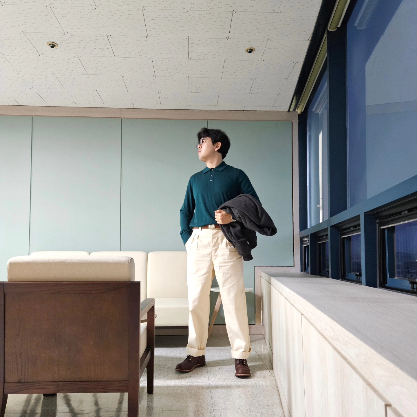 Uniqlo x Engineered Garments Pufftech Short Blouson Navy, Rolex Submariner 41mm 124060 Black Oyster 착용 스타일 - 4