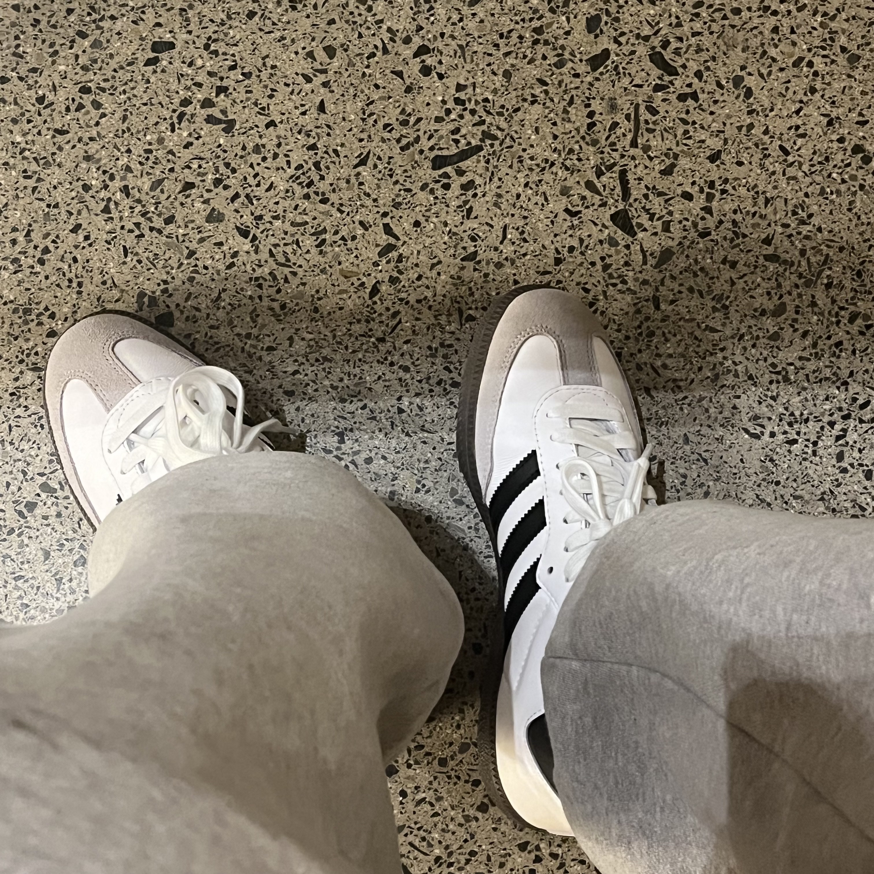 Adidas Samba OG Cloud White 착용 스타일