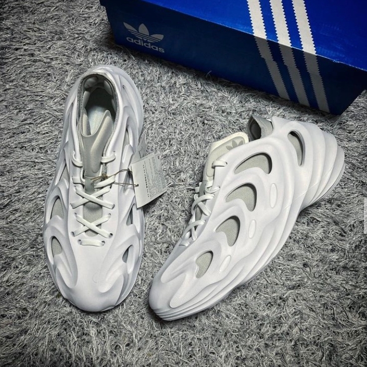 Adidas Adifom Q Cloud White Grey 착용 스타일