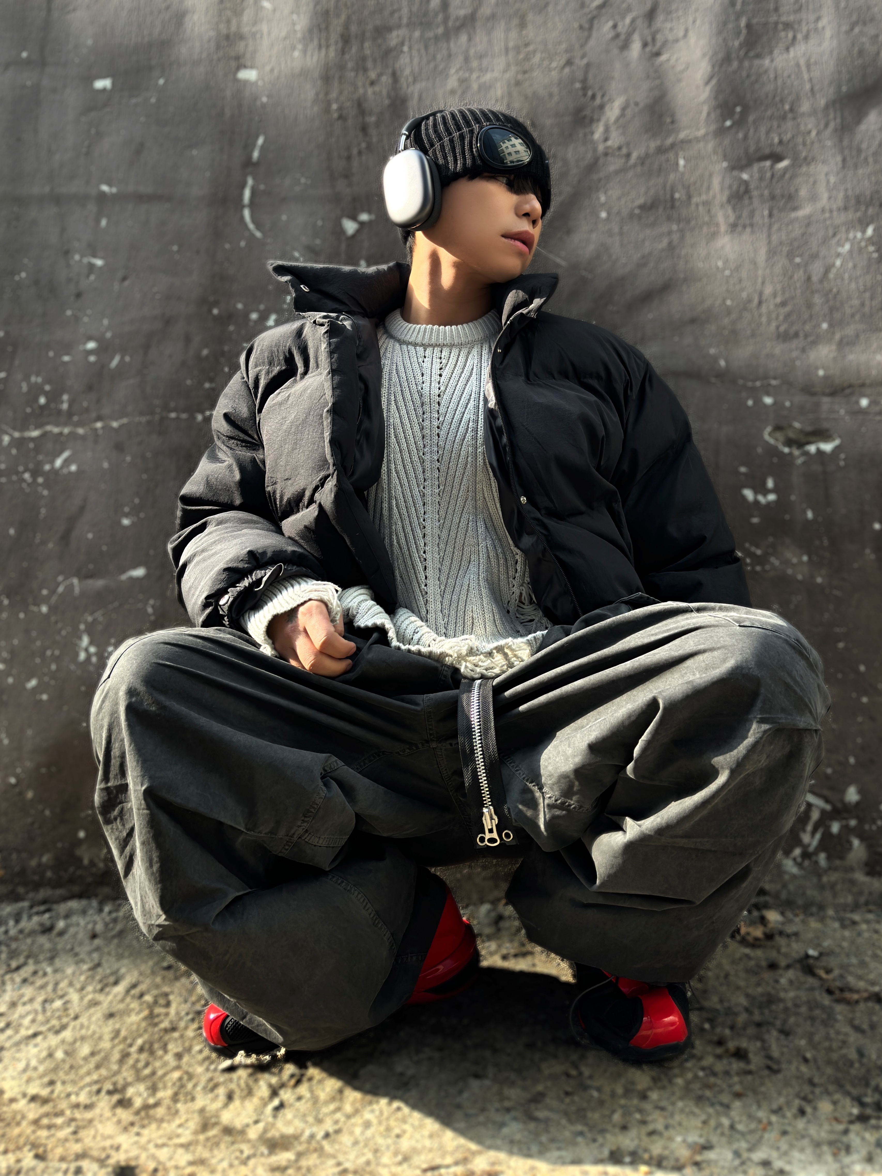 C.P. Company Cotton Goggle Beanie Black - 21SS, Apple AirPods Max Lightning Space Gray (Korean Ver.) 착용 스타일 - 5