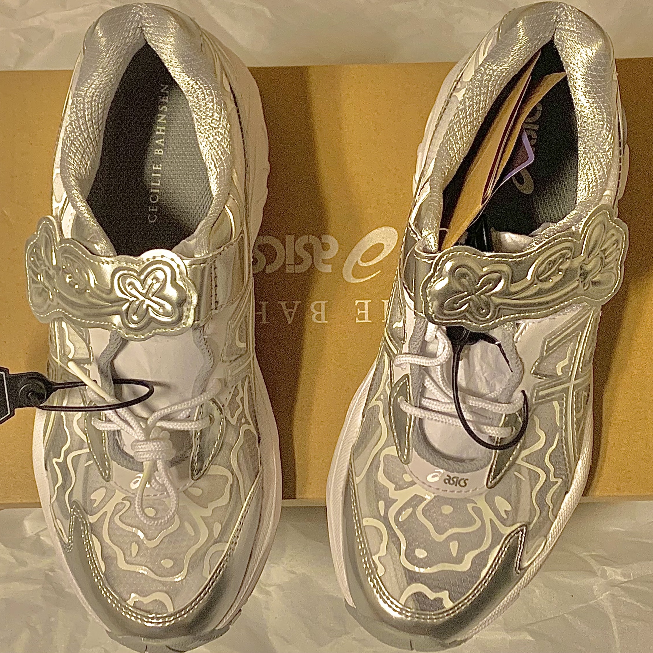 Asics x Cecilie Bahnsen GT-2160 White 착용 스타일 - 2