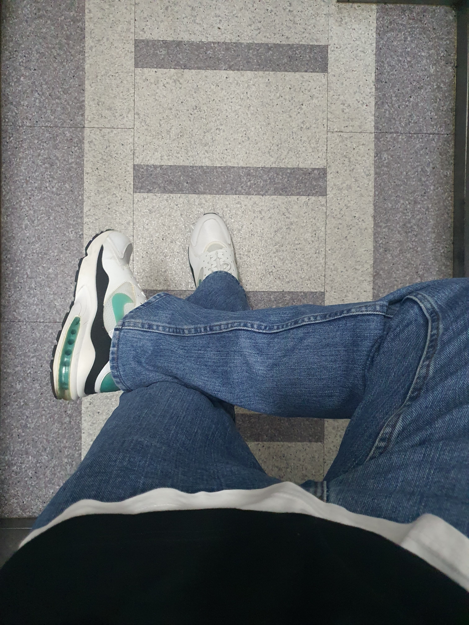 Nike Air Max 93 Menthol 2018 착용 스타일