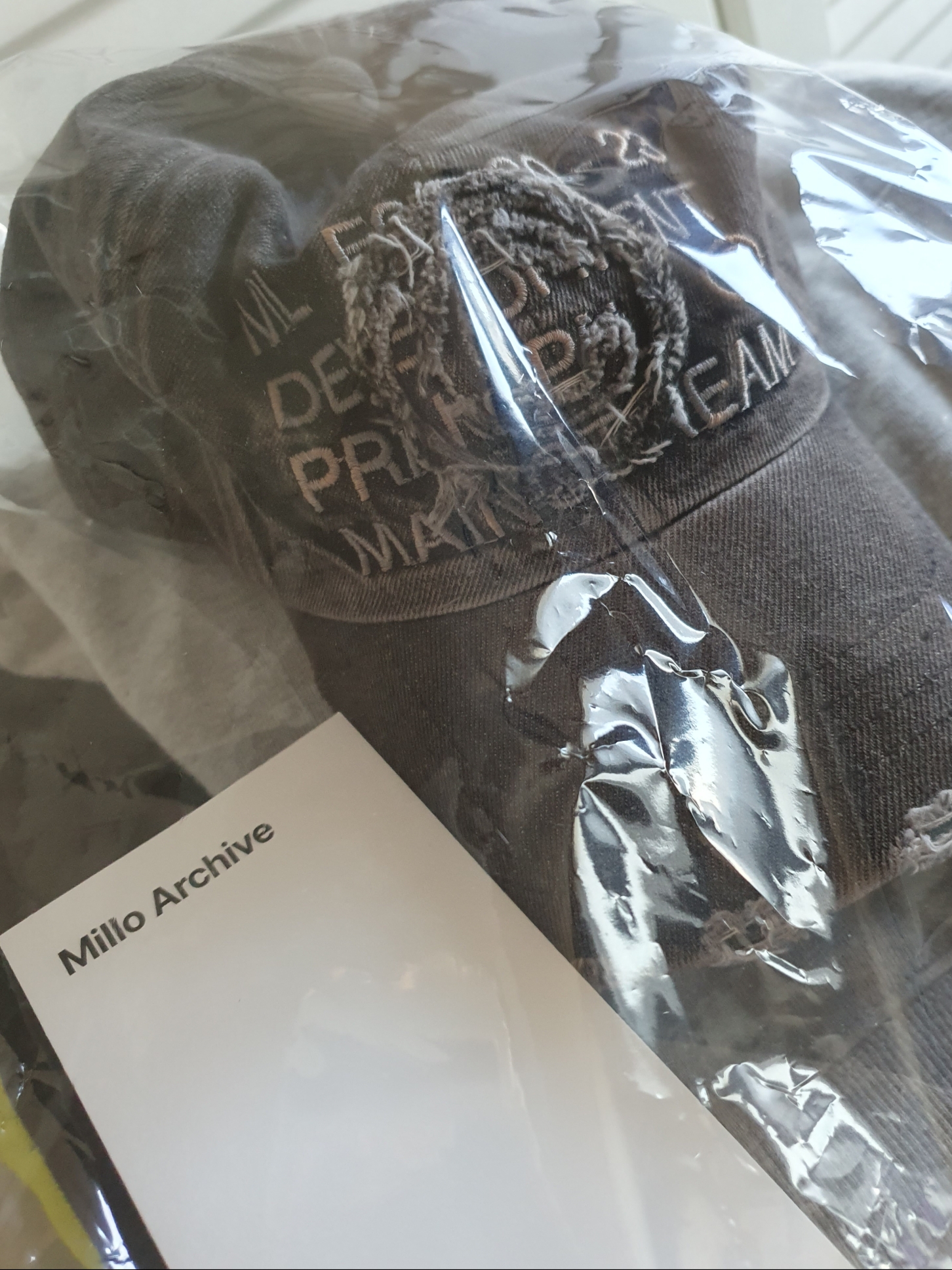 Millo Archive Core Denim Ball Cap Washed Black 착용 스타일 - 2