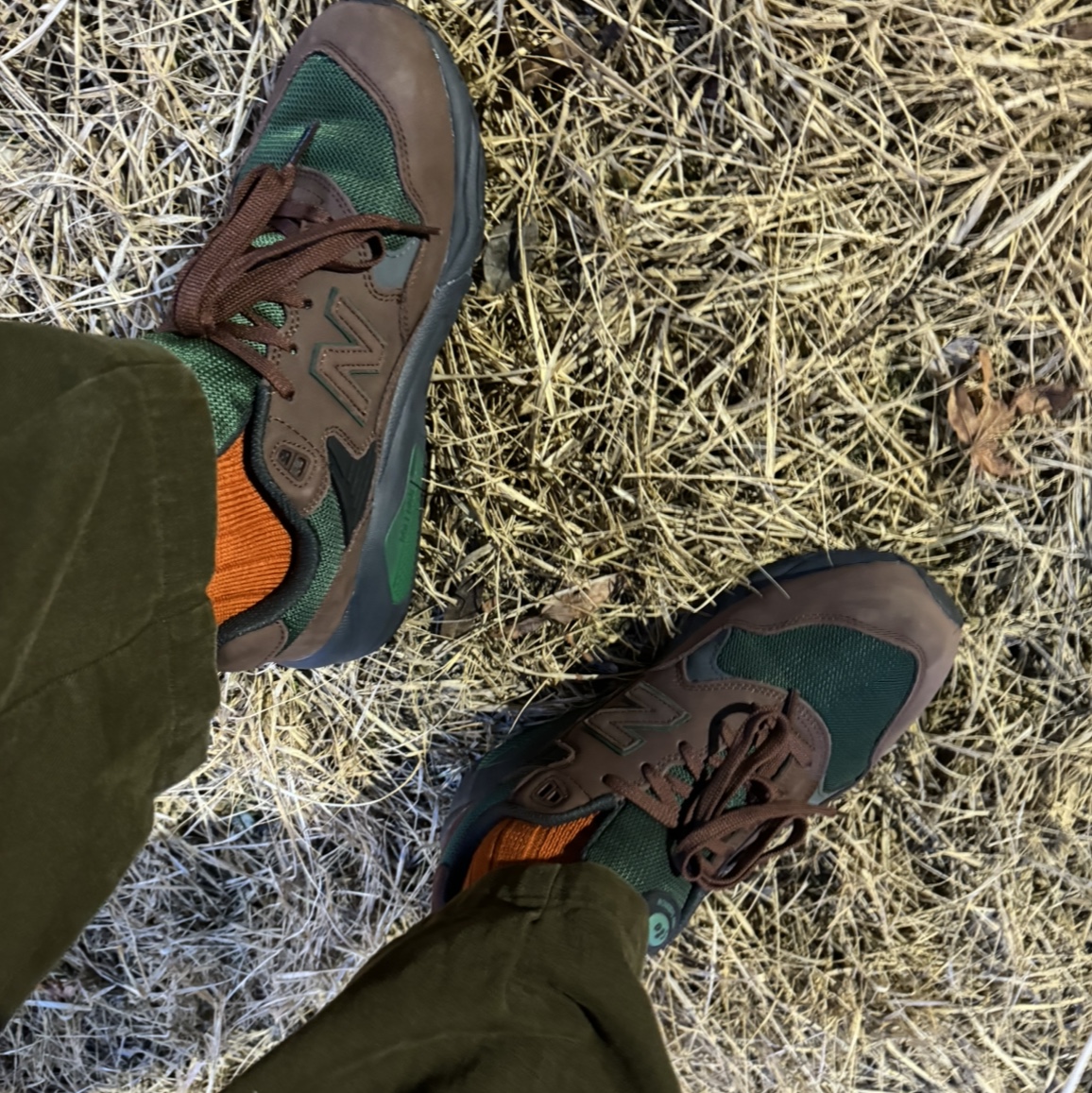 New Balance 580 Mahogany 착용 스타일