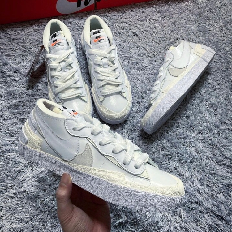 Nike x Sacai Blazer Low White Patent Leather 착용 스타일