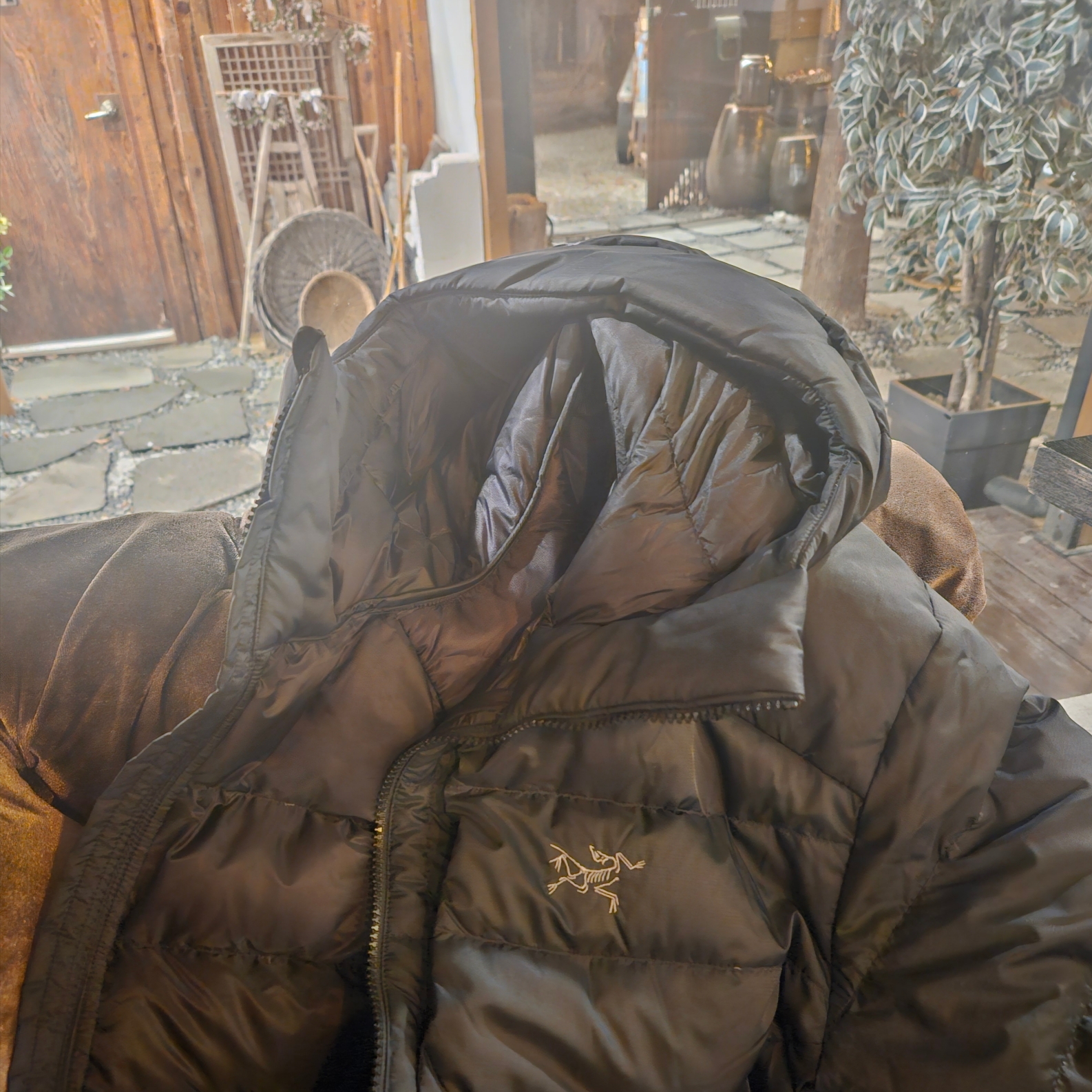 Arc'teryx Thorium Hoody Black 착용 스타일