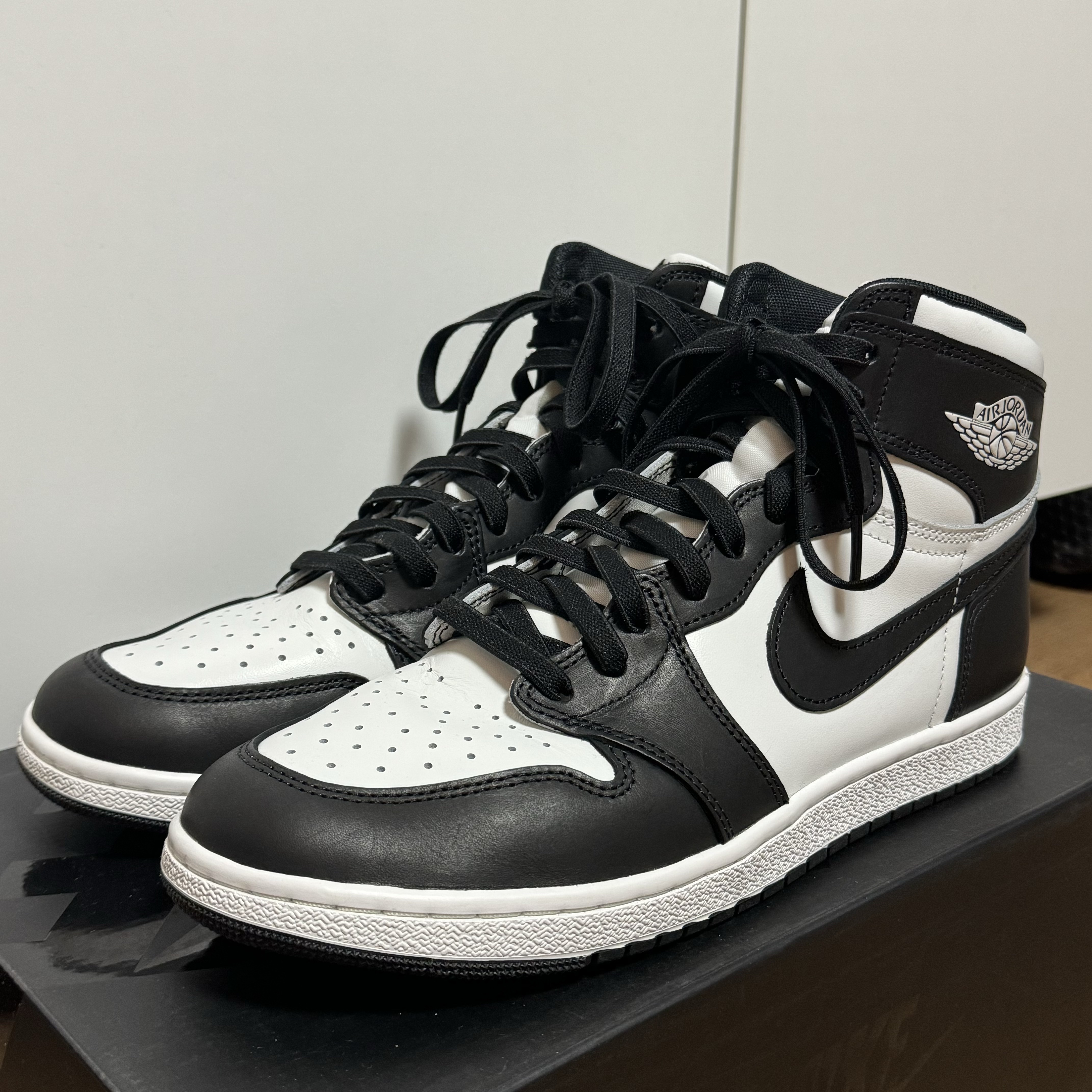 Jordan 1 High 85 Black White 착용 스타일
