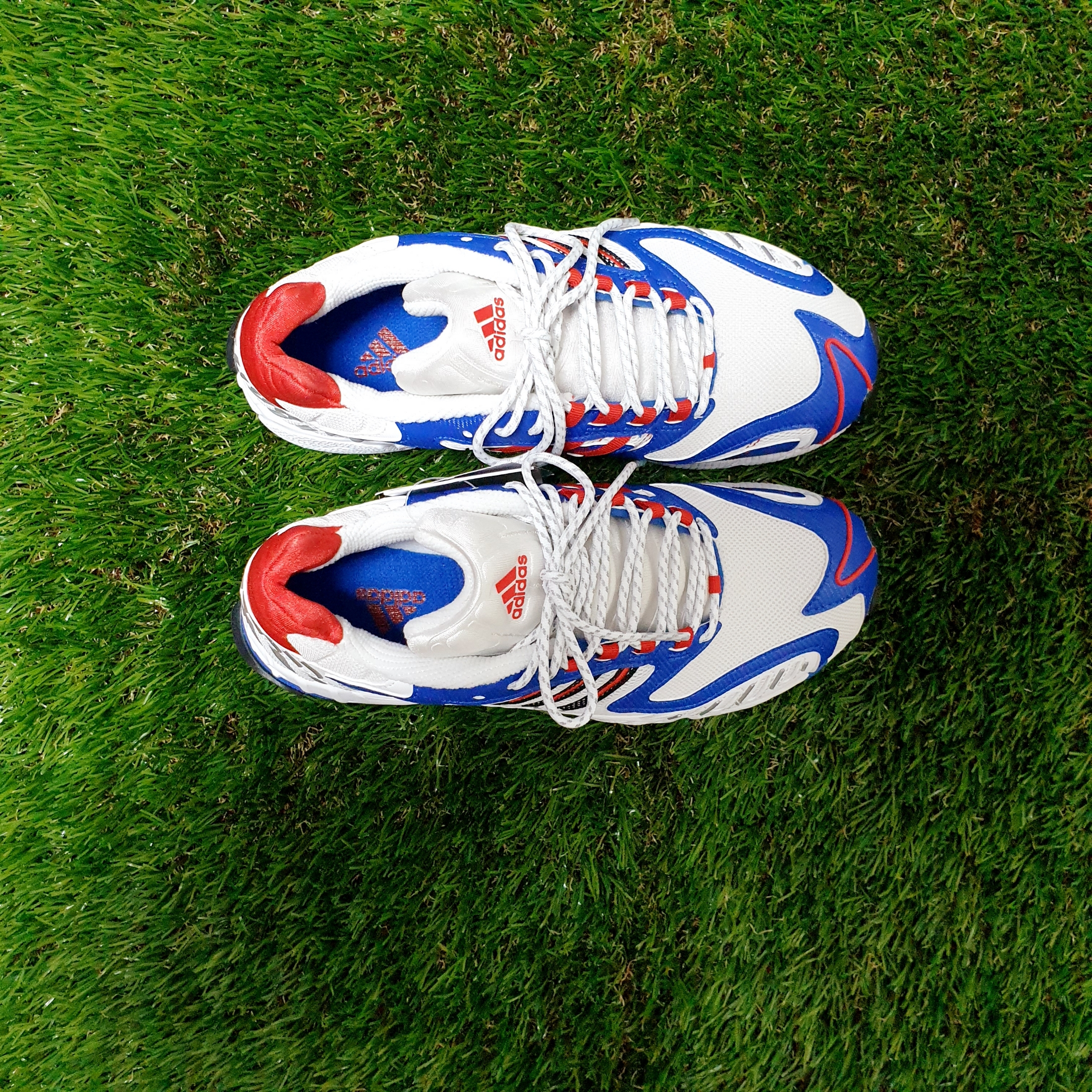 Adidas Torsion TRDC Cloud White Royal Blue 착용 스타일 - 2