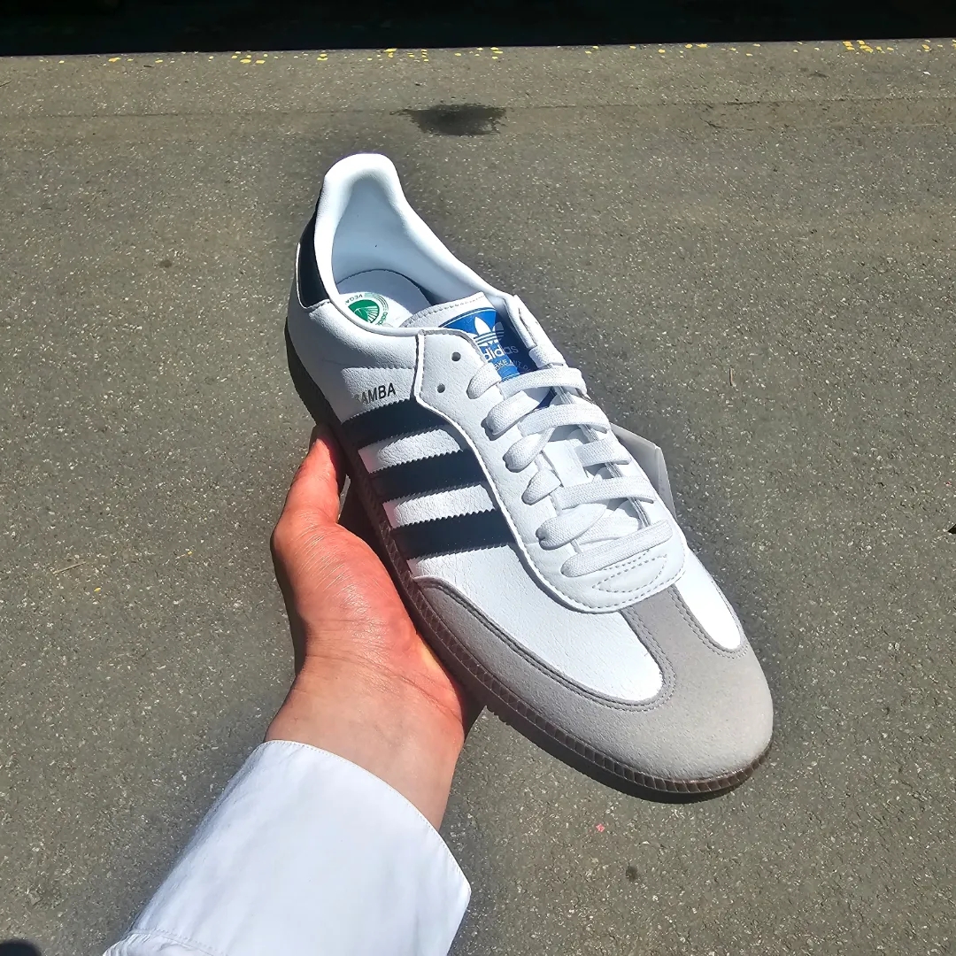 Adidas Samba OG Cloud White 착용 스타일 - 1