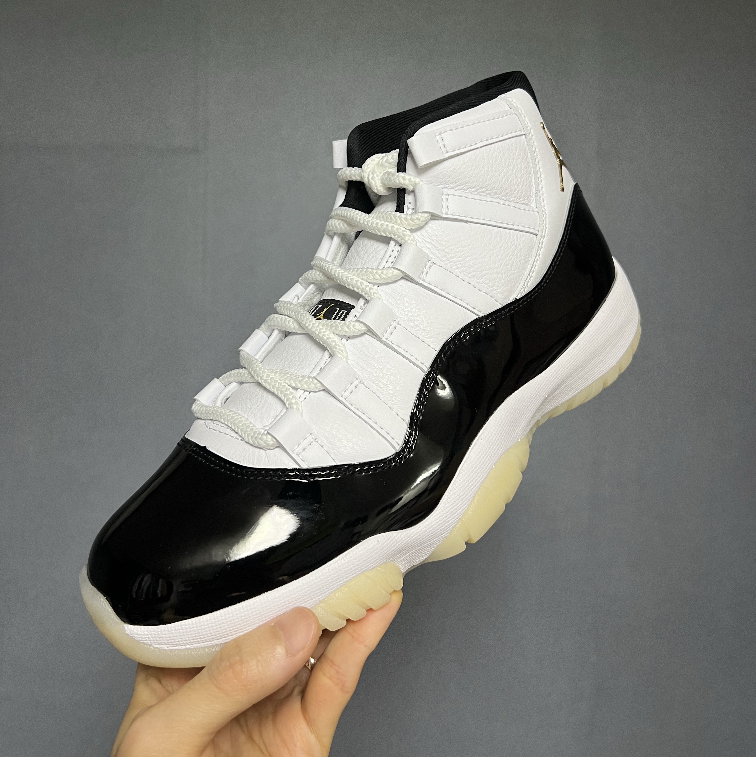 Jordan 11 Retro Gratitude 착용 스타일