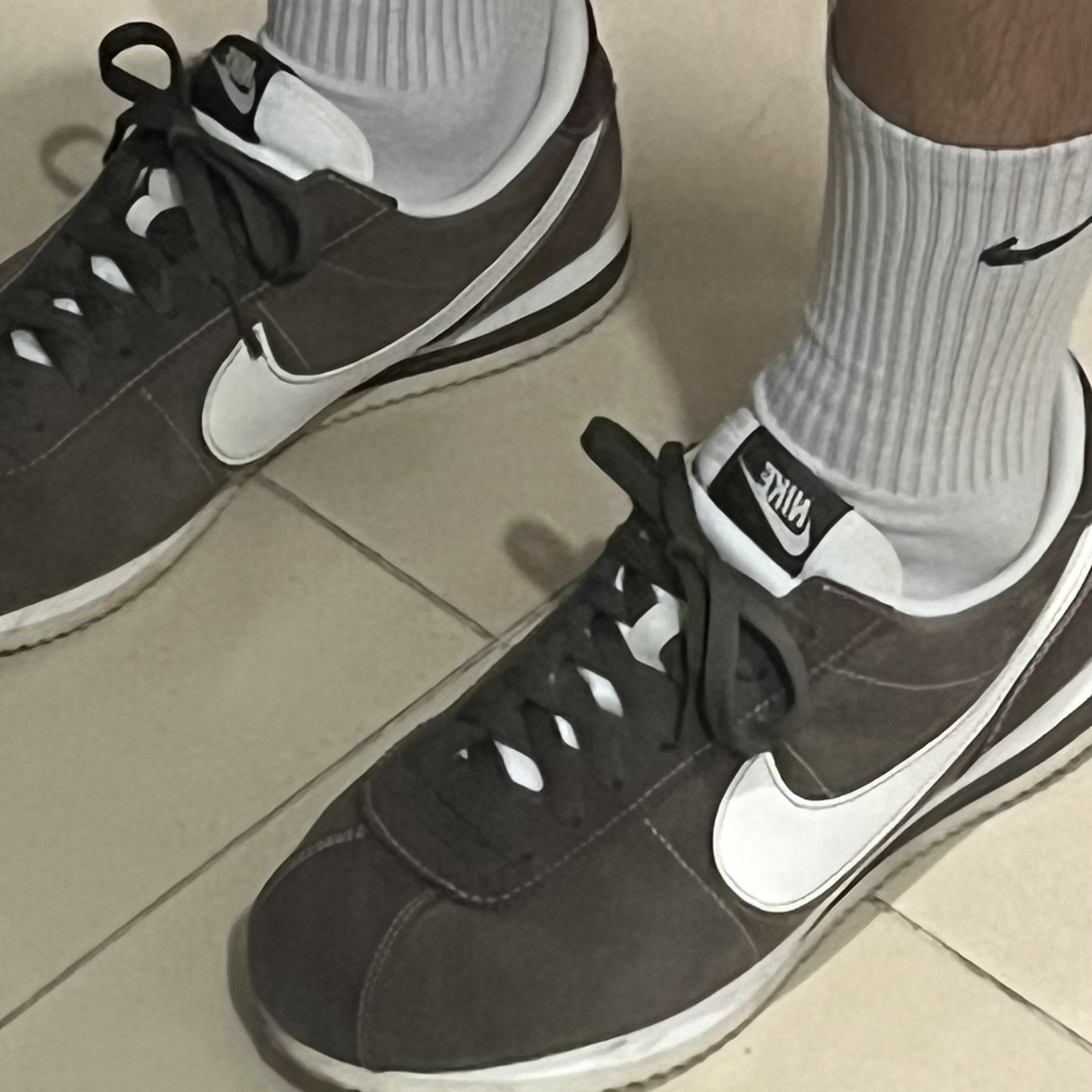Nike Cortez SE Hangul Day Baroque Brown Sail 착용 스타일