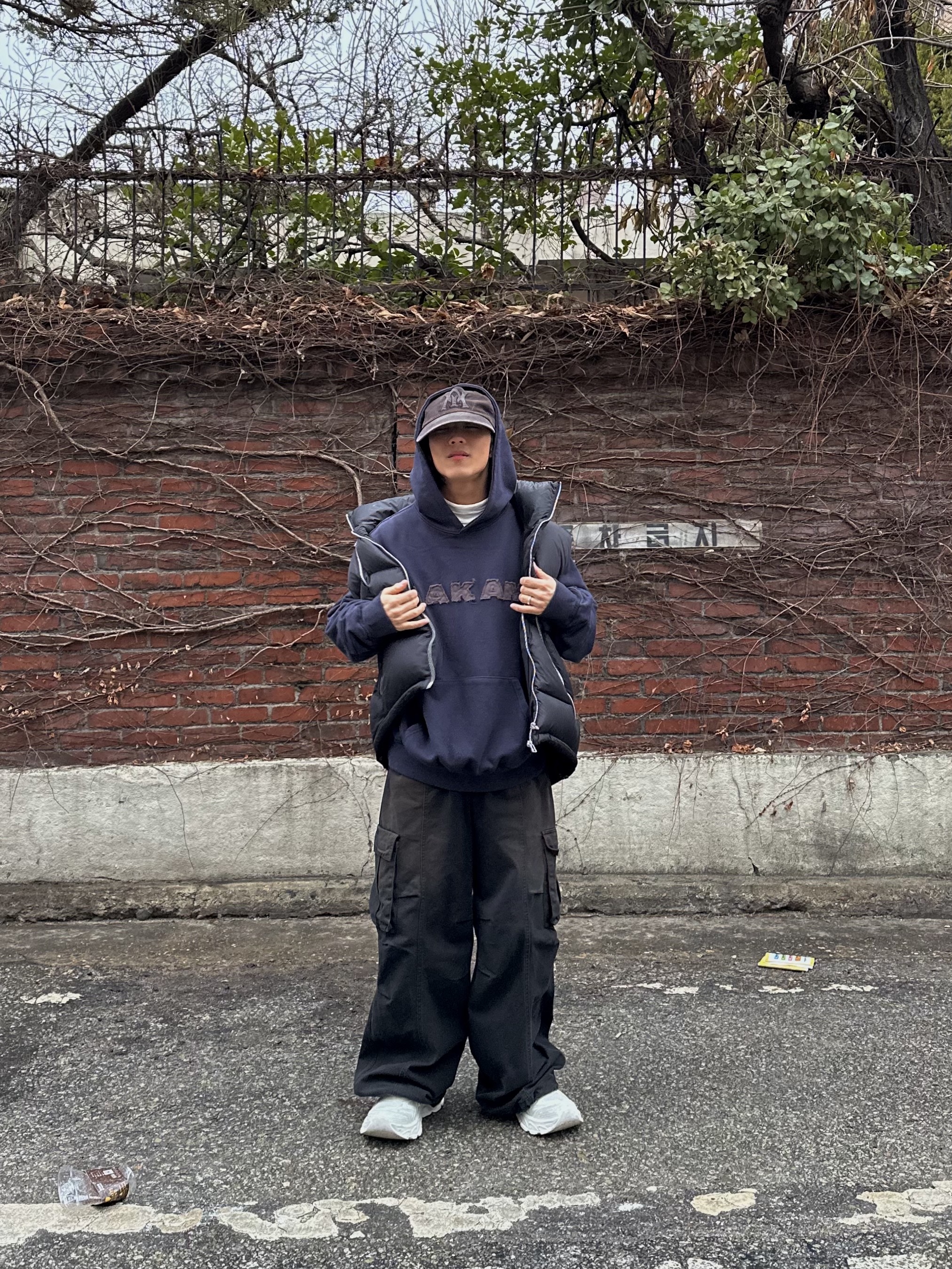 발렌시아가 3XL 뮬 화이트 착용 스타일 - 1