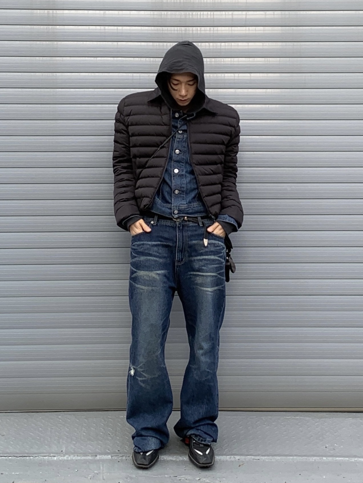 Nike x Martine Rose Shox MR4 Black, Our Legacy Belt 2cm Leather Black 착용 스타일 - 1