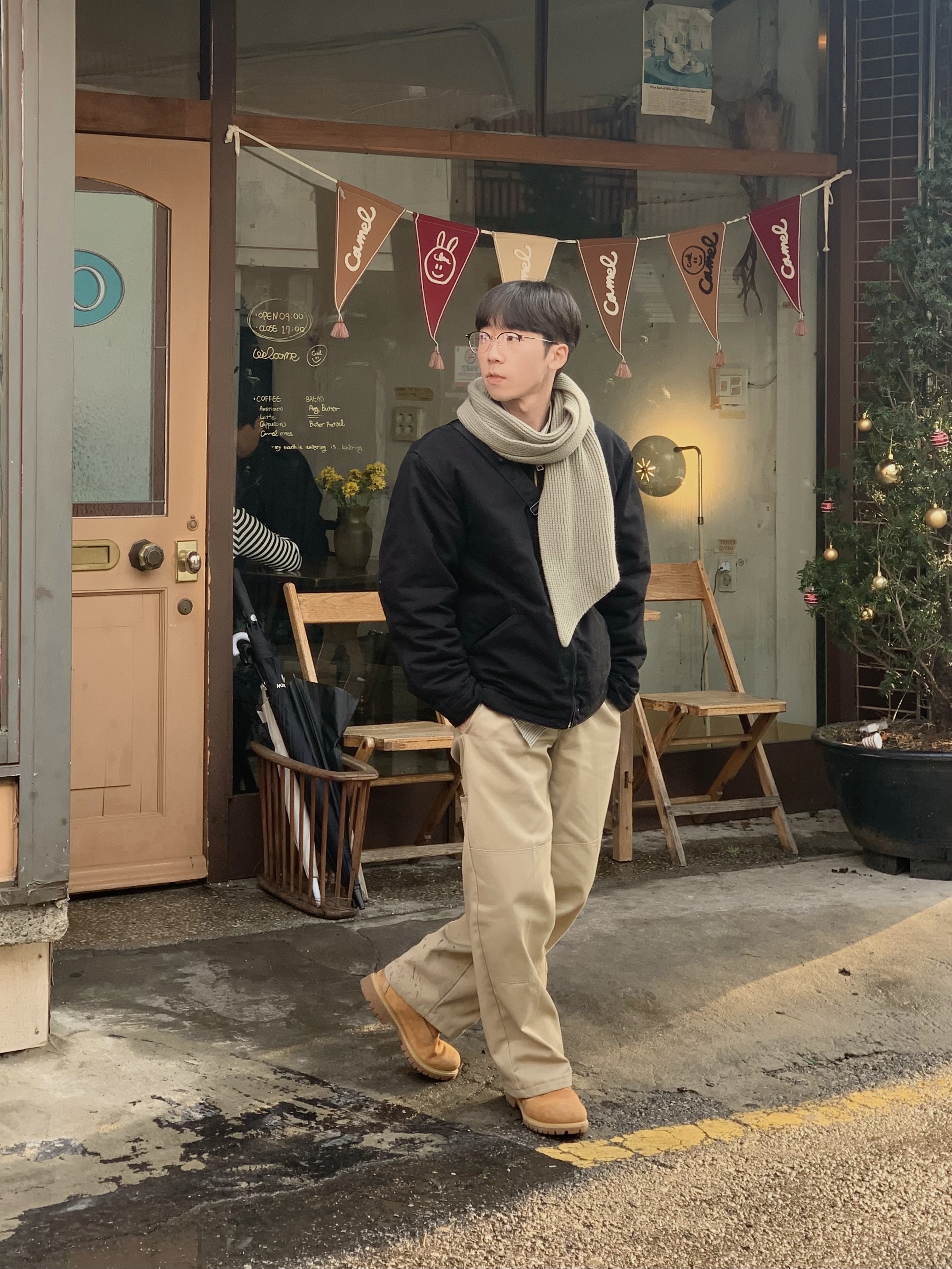 Porter Tanker Shoulder Bag L Black, Timberland Premium 6 inch Waterproof Boot Wheat Nubuck - Wide 착용 스타일 - 1