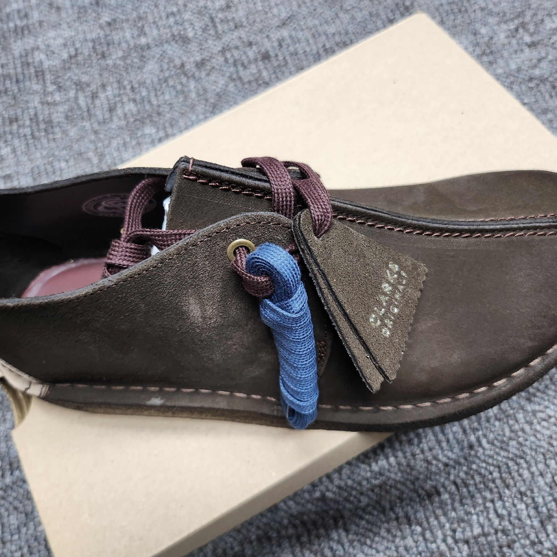 Clarks Desert Trek Dark Brown 착용 스타일