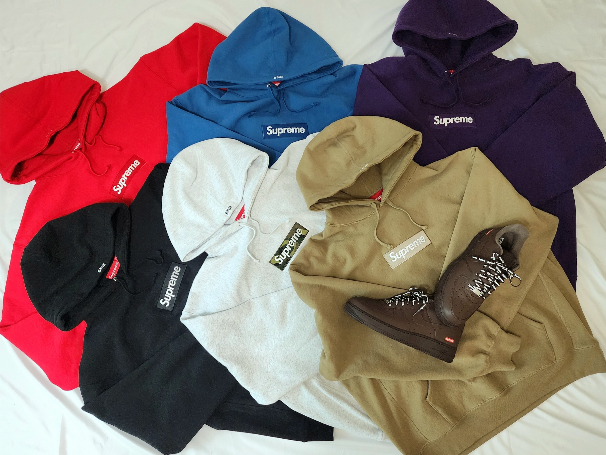 Supreme Box Logo Hooded Sweatshirt Red - 23FW, Supreme Corduroy Camp Cap Red - 23FW μ°©μ© μ€νμΌ - 6