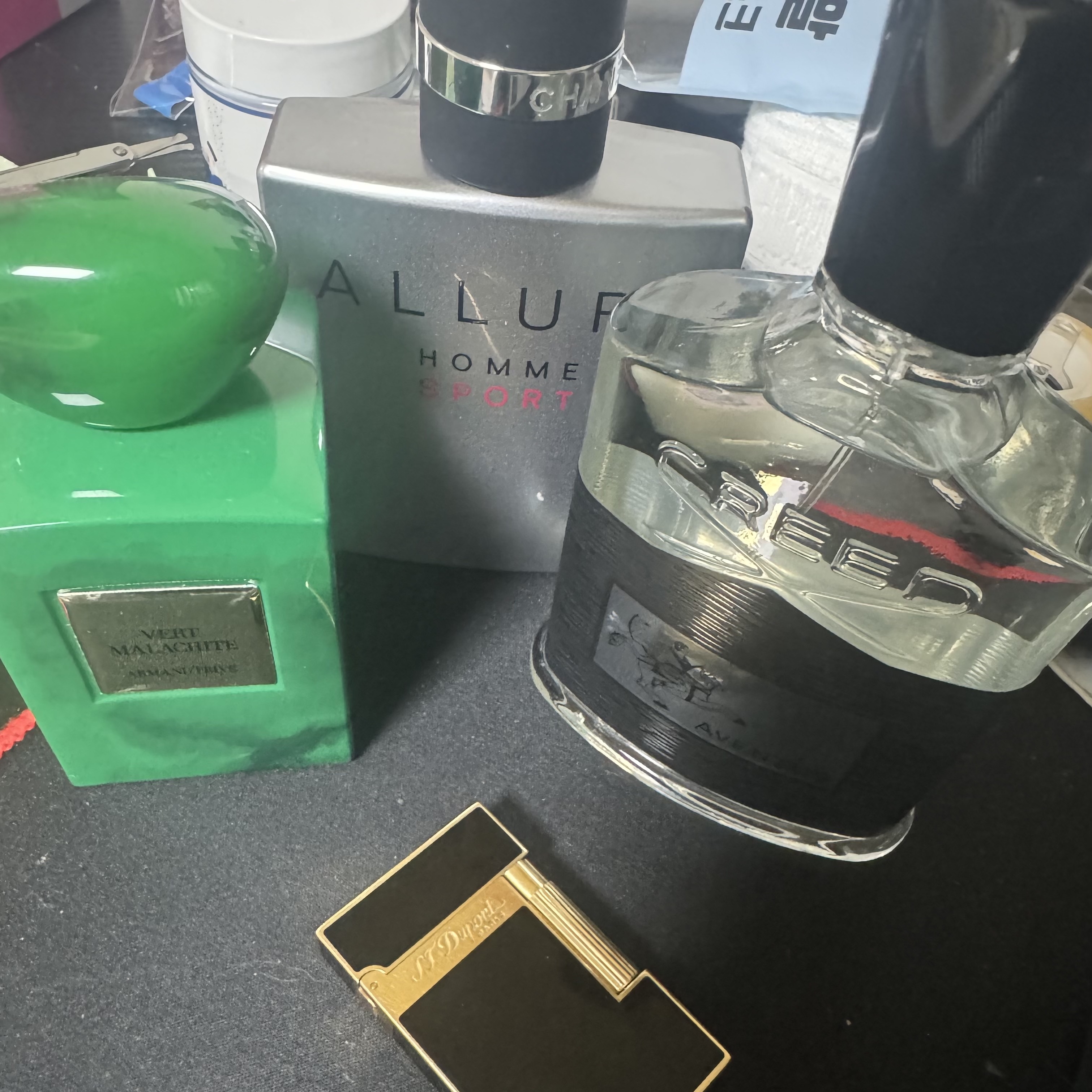 Creed Aventus Eau De Parfum 100ml, Giorgio Armani Beauty Prive Vert Malachite Eau De Parfum 100ml 착용 스타일