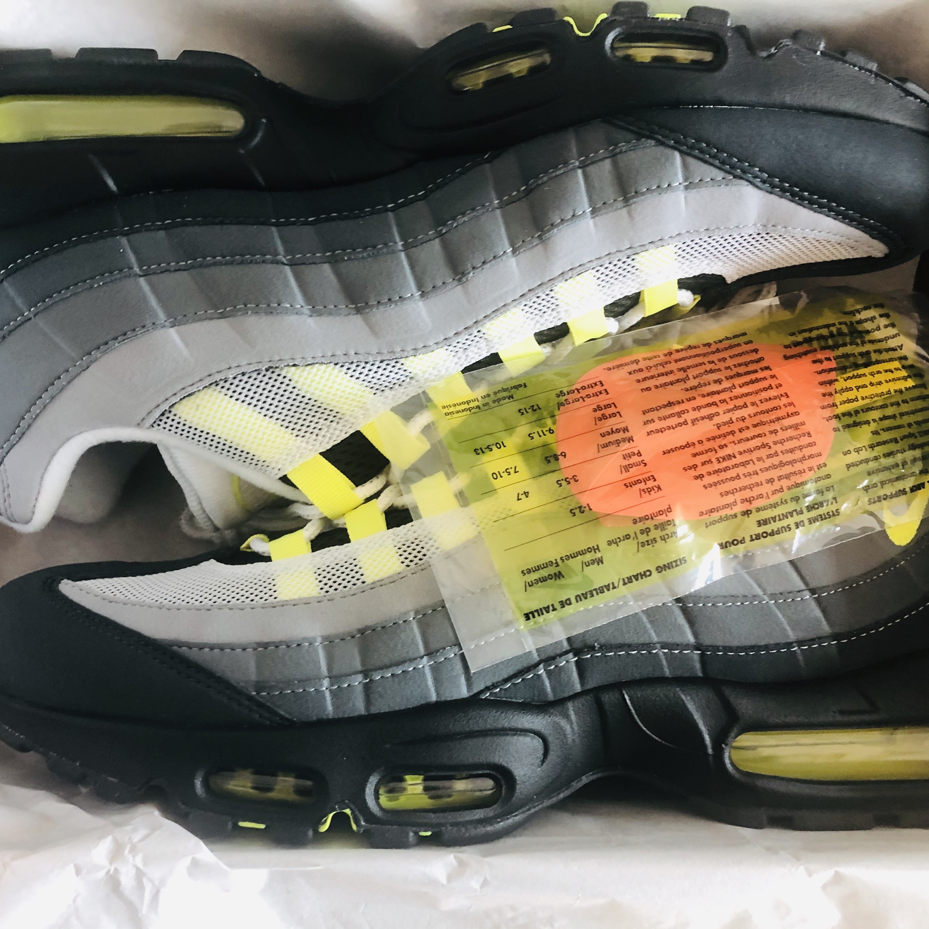 Nike Air Max 95 OG Neon Yellow 2020 착용 스타일