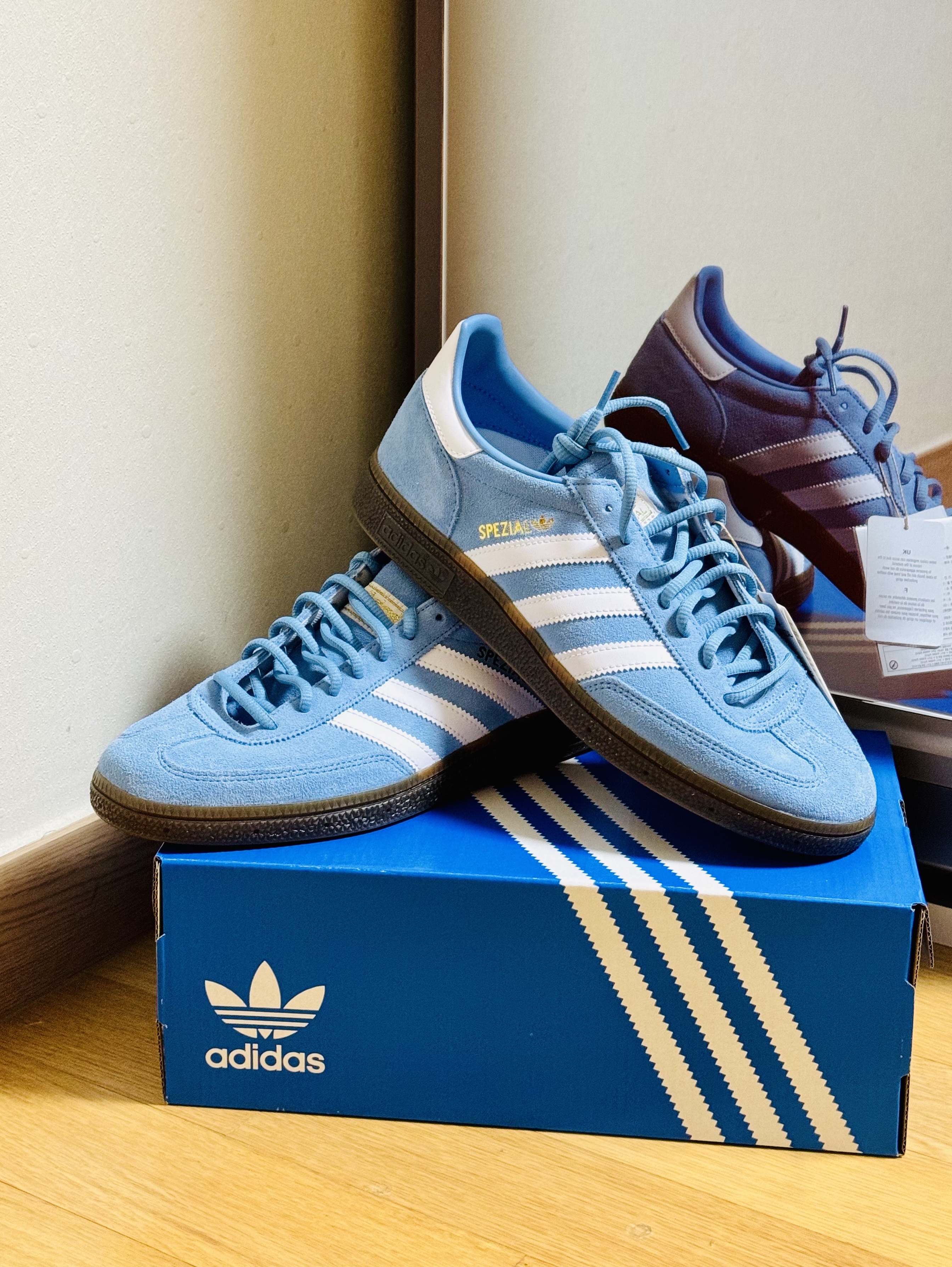 Adidas Spezial Handball Light Blue 착용 스타일