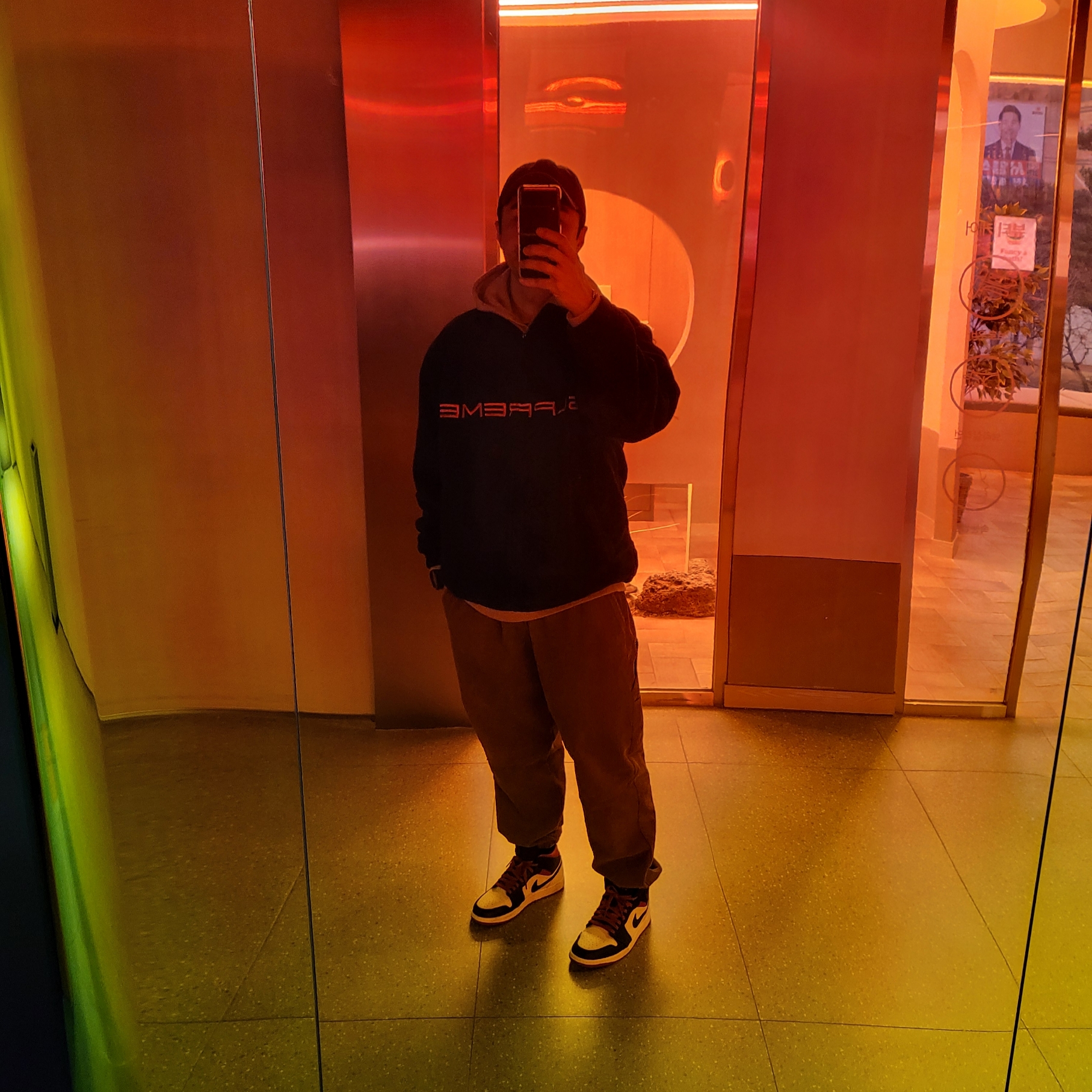 Supreme Polartec Zip Jacket Black - 23FW 착용 스타일