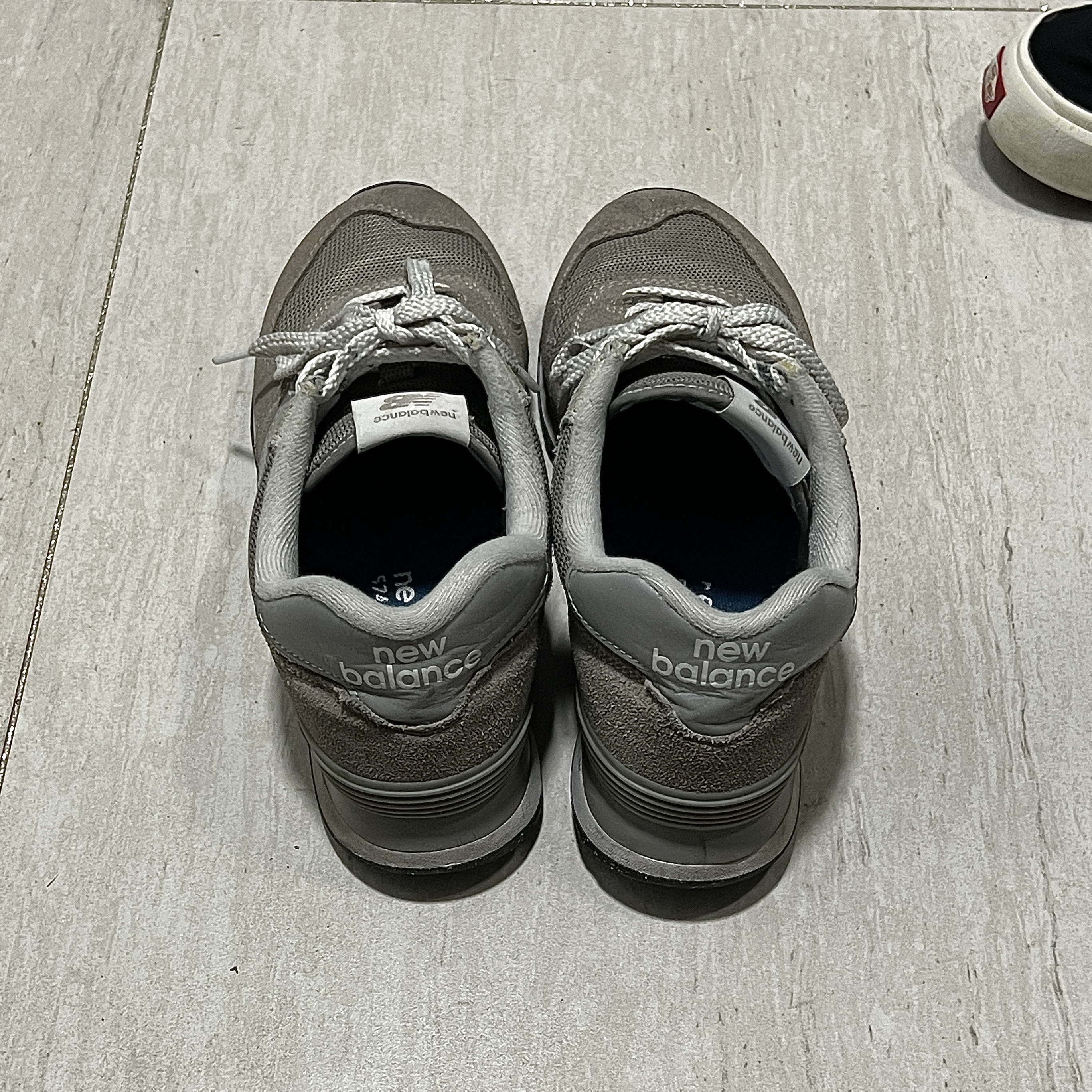 New Balance 574 Worn By Anyone Grey - D Standard 착용 스타일