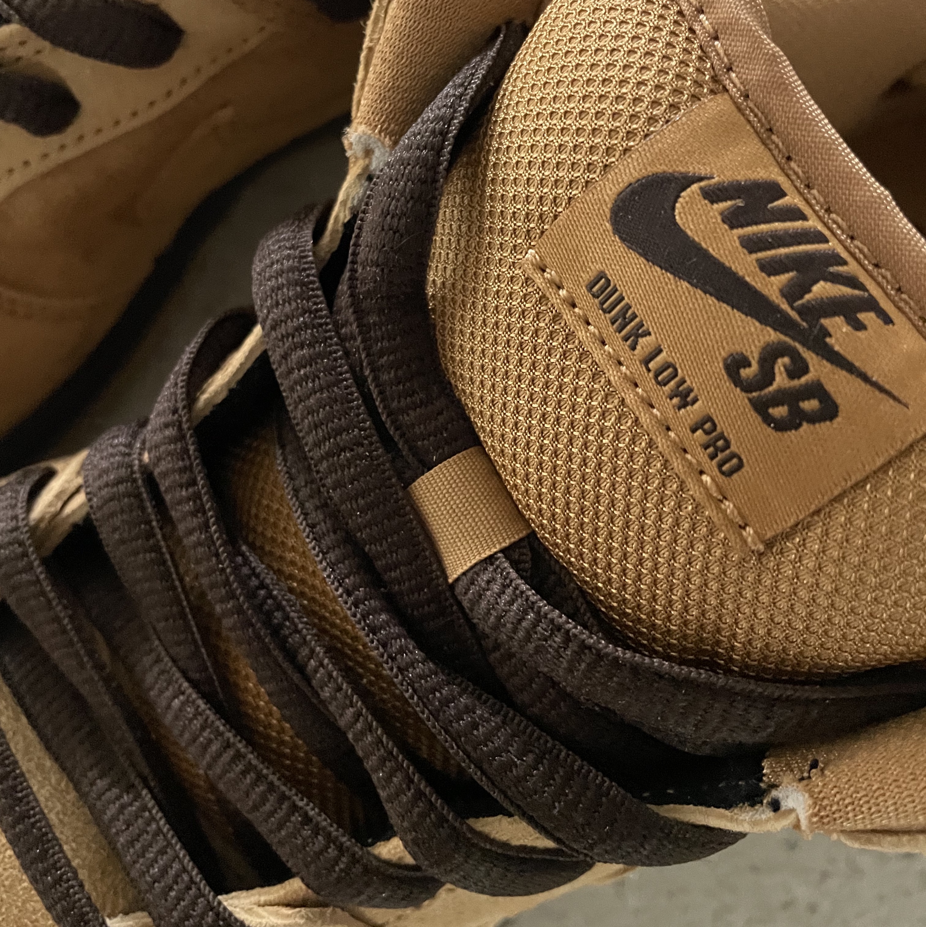 Nike SB Dunk Low Pro Wheat 2023 착용 스타일 - 3