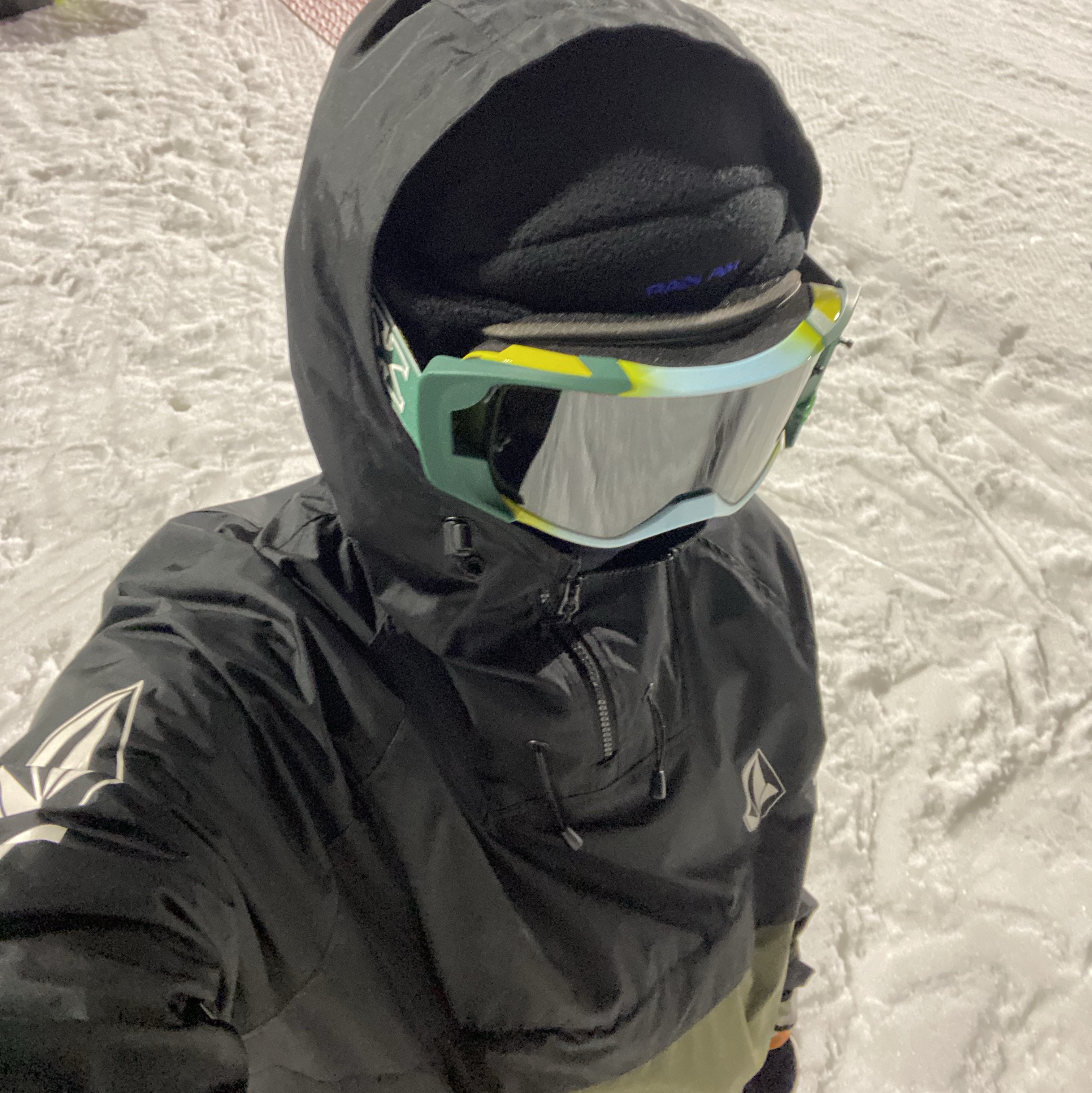 Supreme x Honda x Fox Racing Vue Goggle Moss - 19FW 착용 스타일 - 1