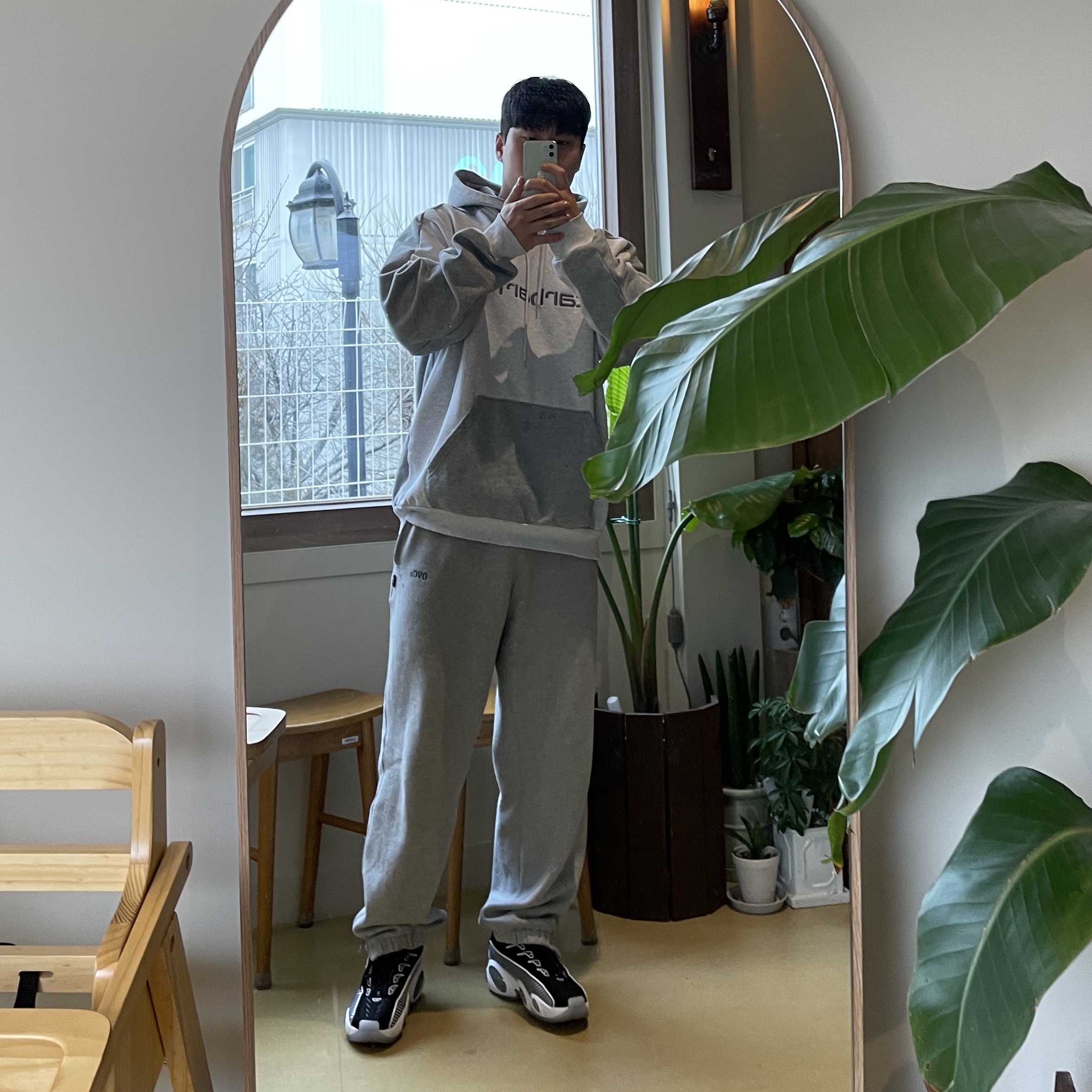 Nike x Drake Nocta Glide Black White Clear 착용 스타일