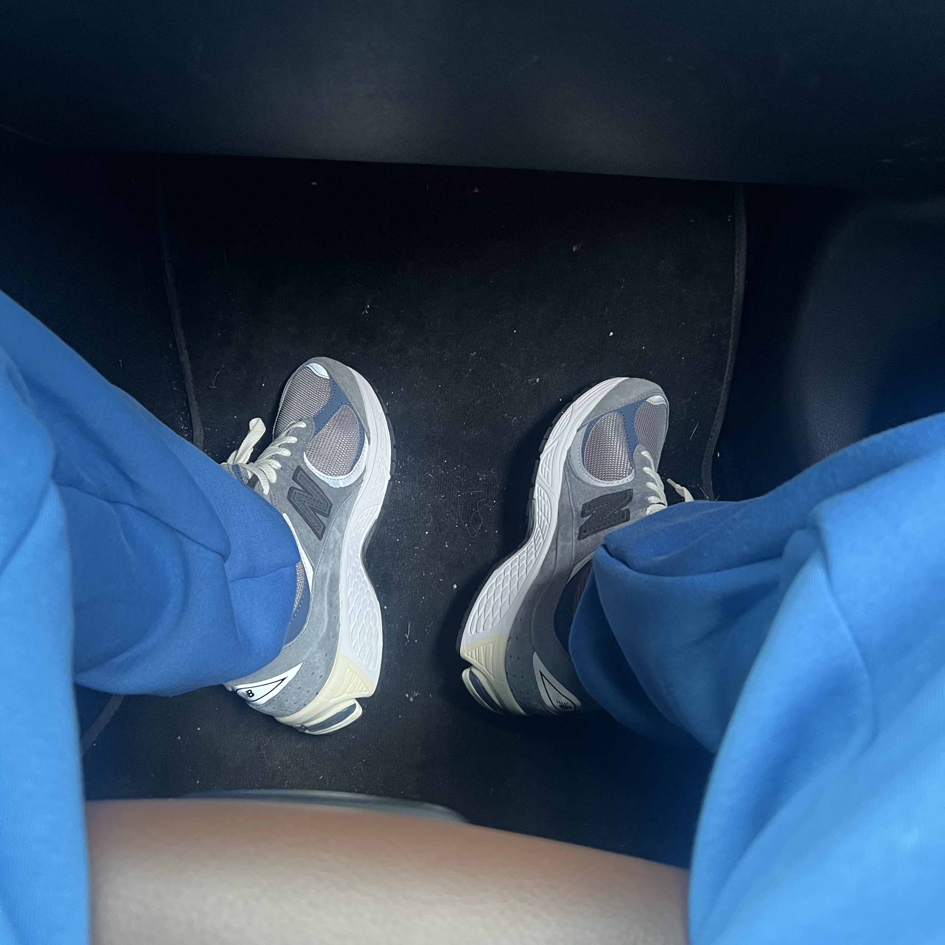 New Balance x JJJJound 2002R Storm Blue 착용 스타일