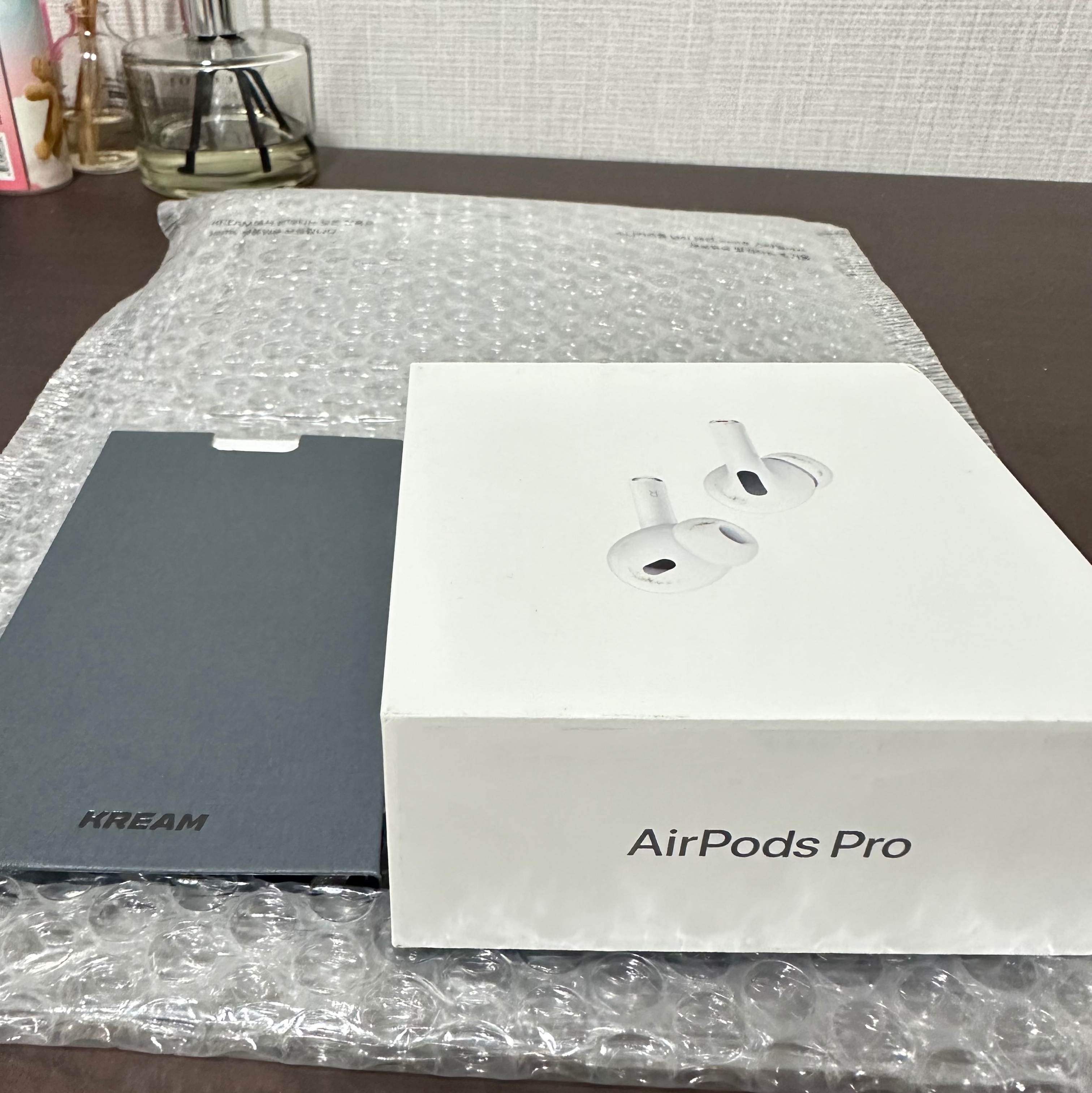 Apple Airpods Pro 2nd Gen with MagSafe Charging Case USB C (Korean Ver.) 착용 스타일