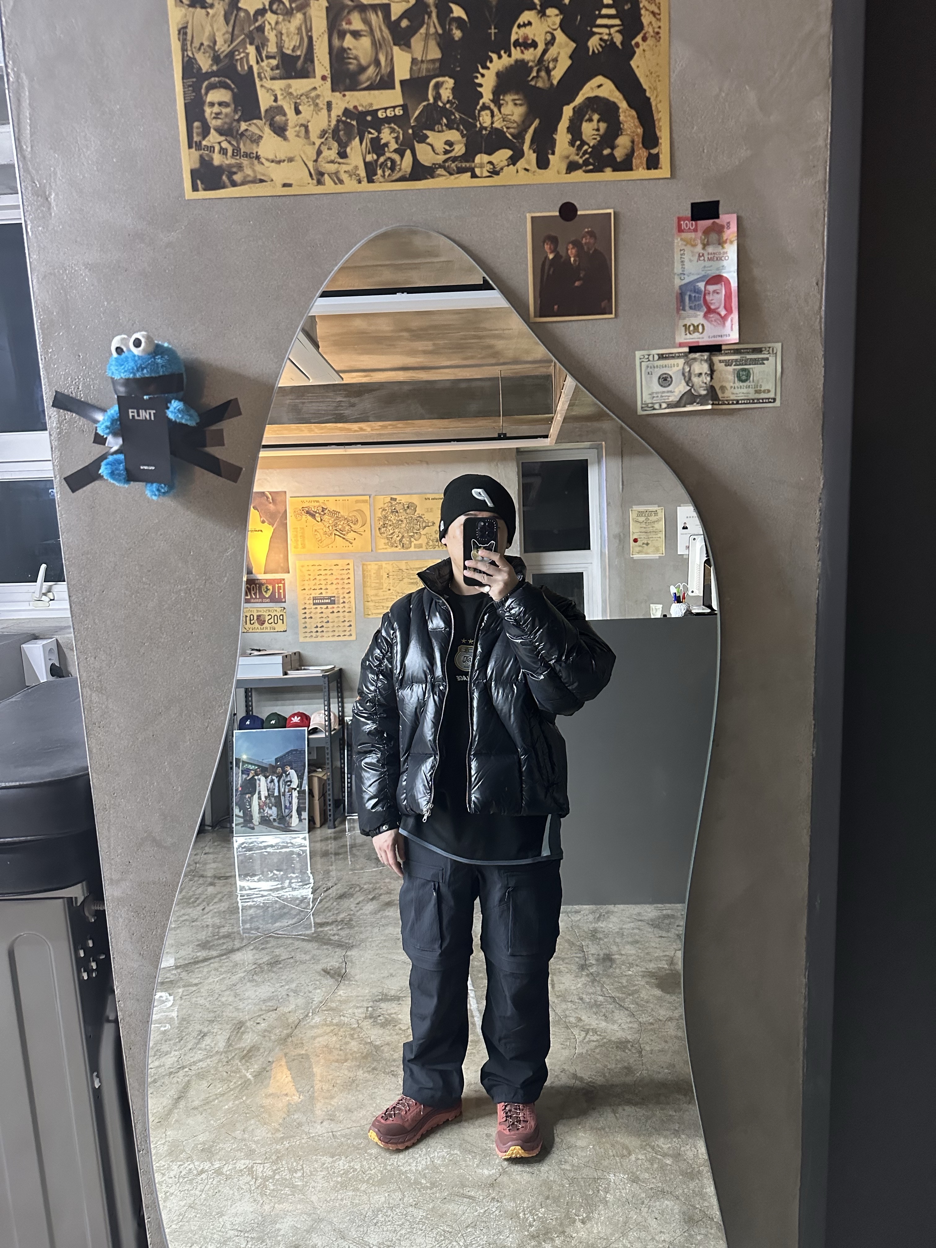 Palace Pro Jersey Black - 23FW, Palace New Era Nein Cuff Beanie Black - 23FW 착용 스타일 - 2